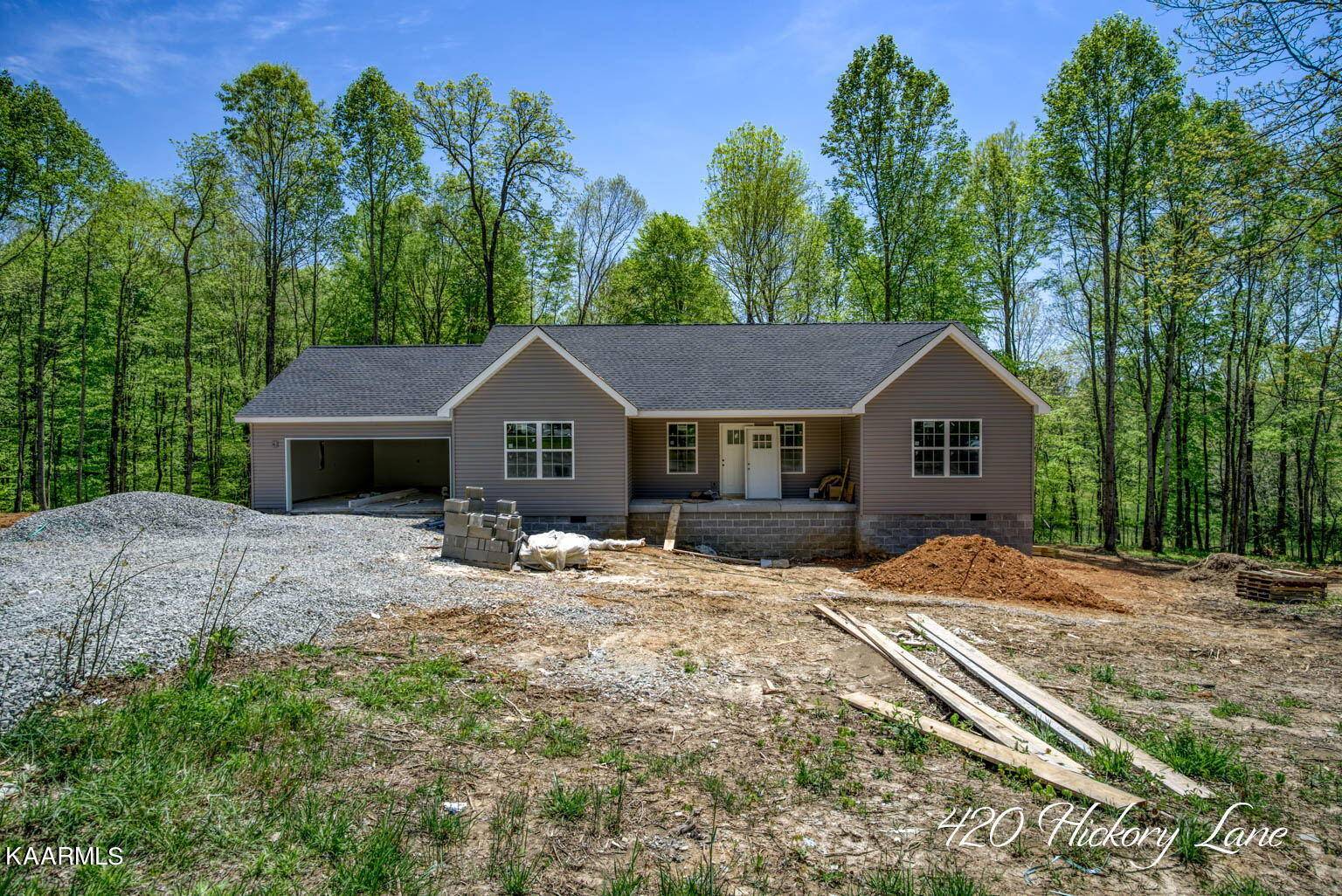 Sparta, TN 38583,420 Hickory LN