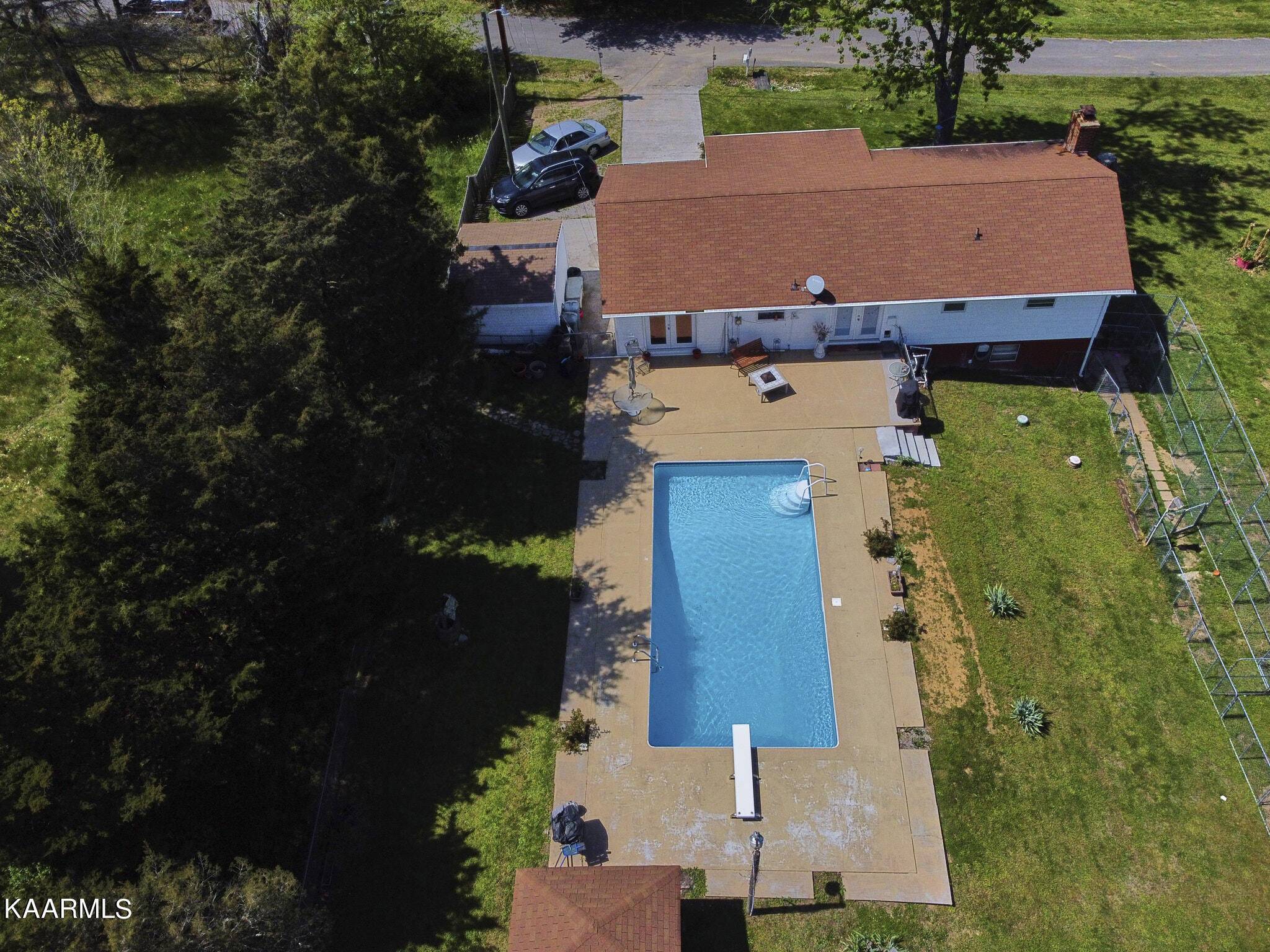 Maryville, TN 37803,718 Holton Rd