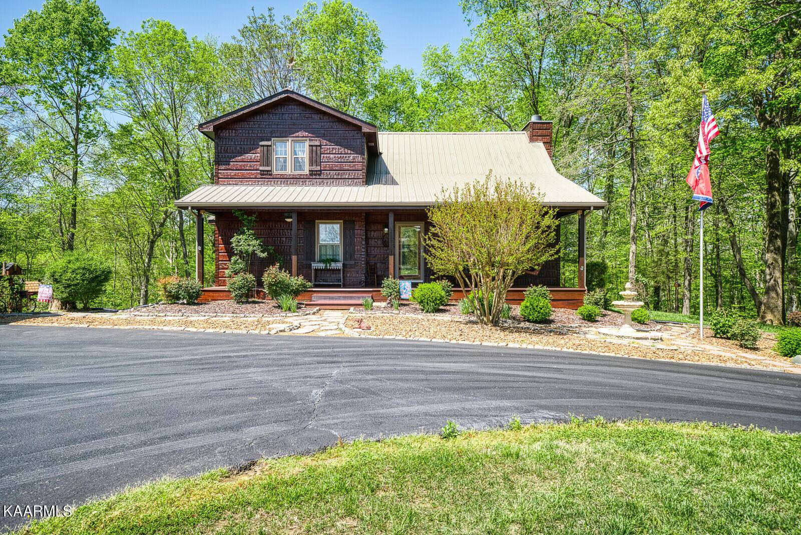 Byrdstown, TN 38549,153 Eagle Crest DR