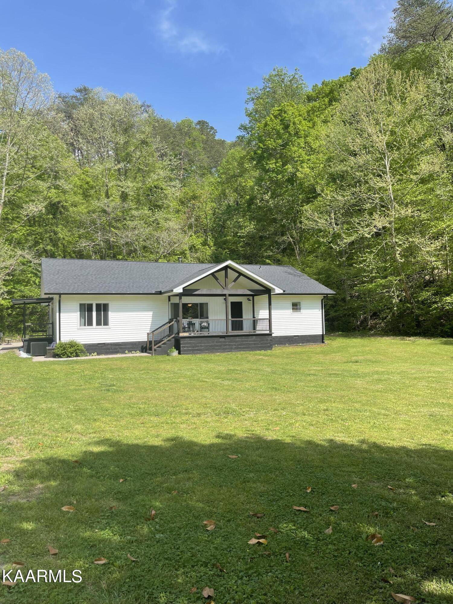 Andersonville, TN 37705,709 Indian Gap Rd