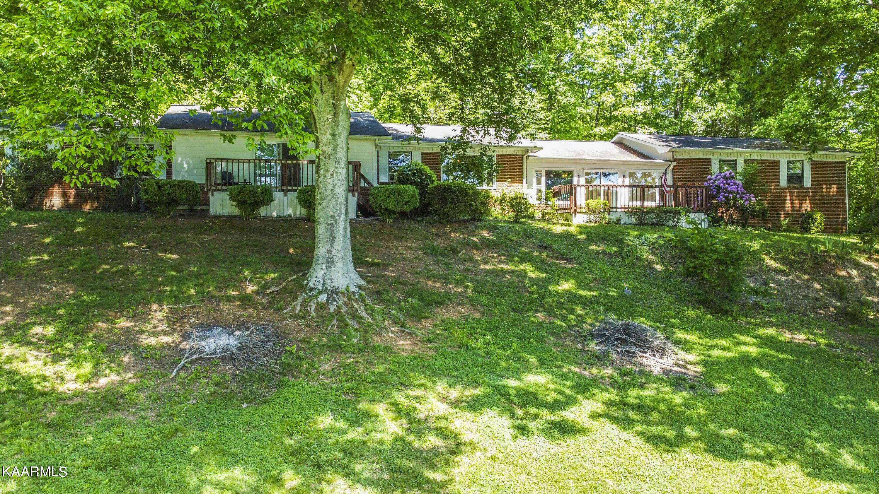 Lenoir City, TN 37772,3973 Forest Heights CIR