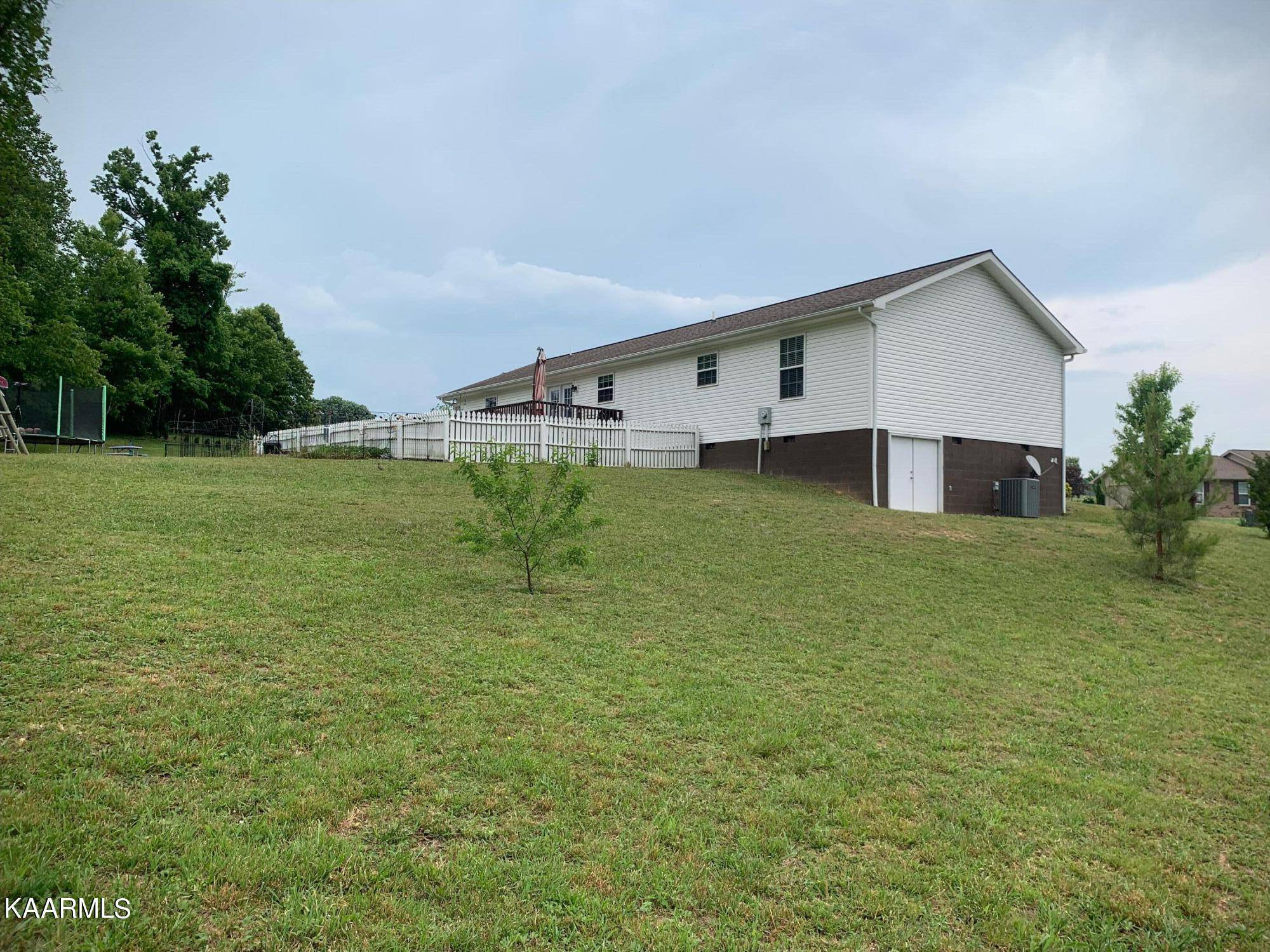 New Tazewell, TN 37825,331 Altina CIR