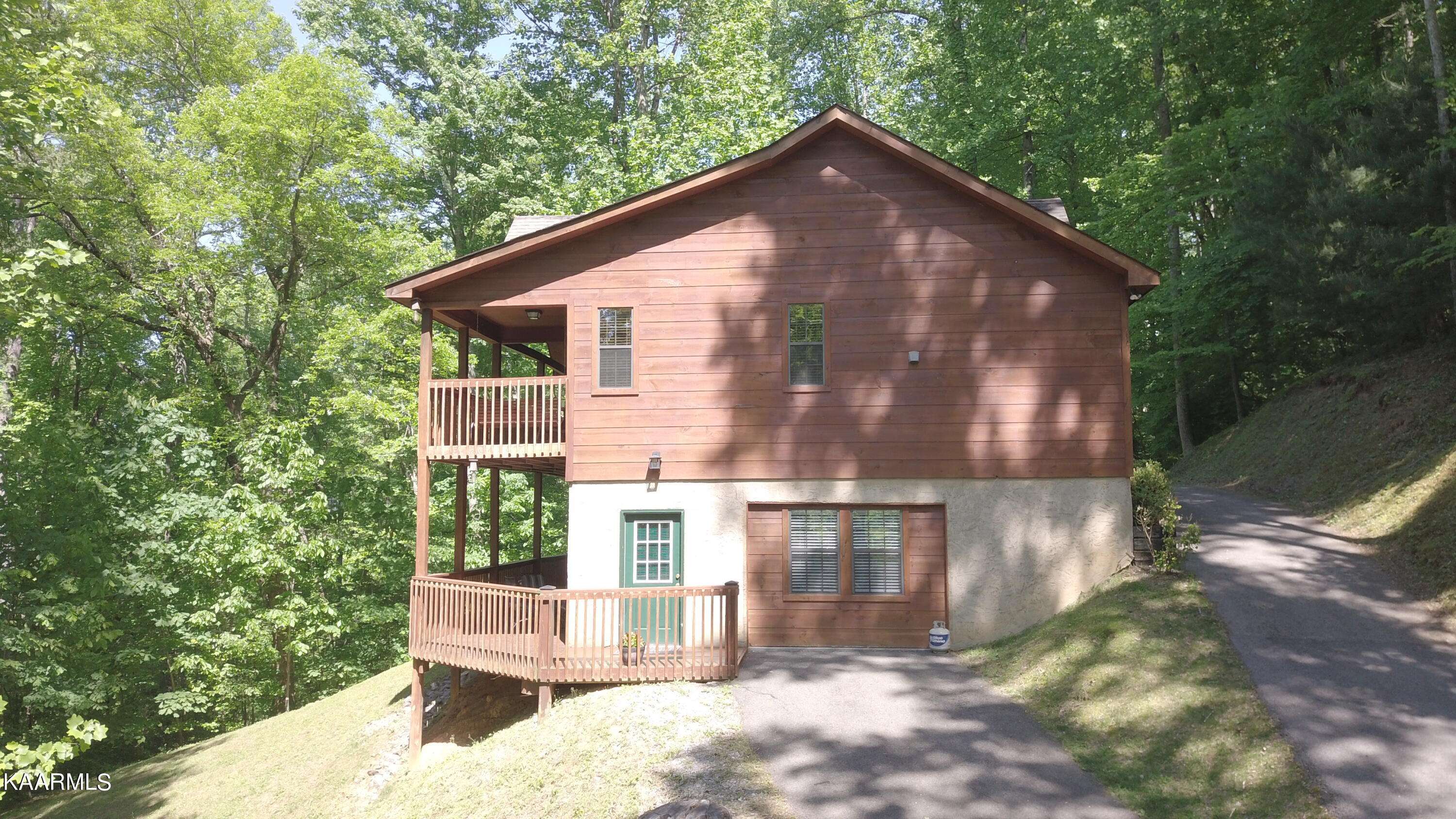 Sevierville, TN 37862,4026 Ole Smoky WAY