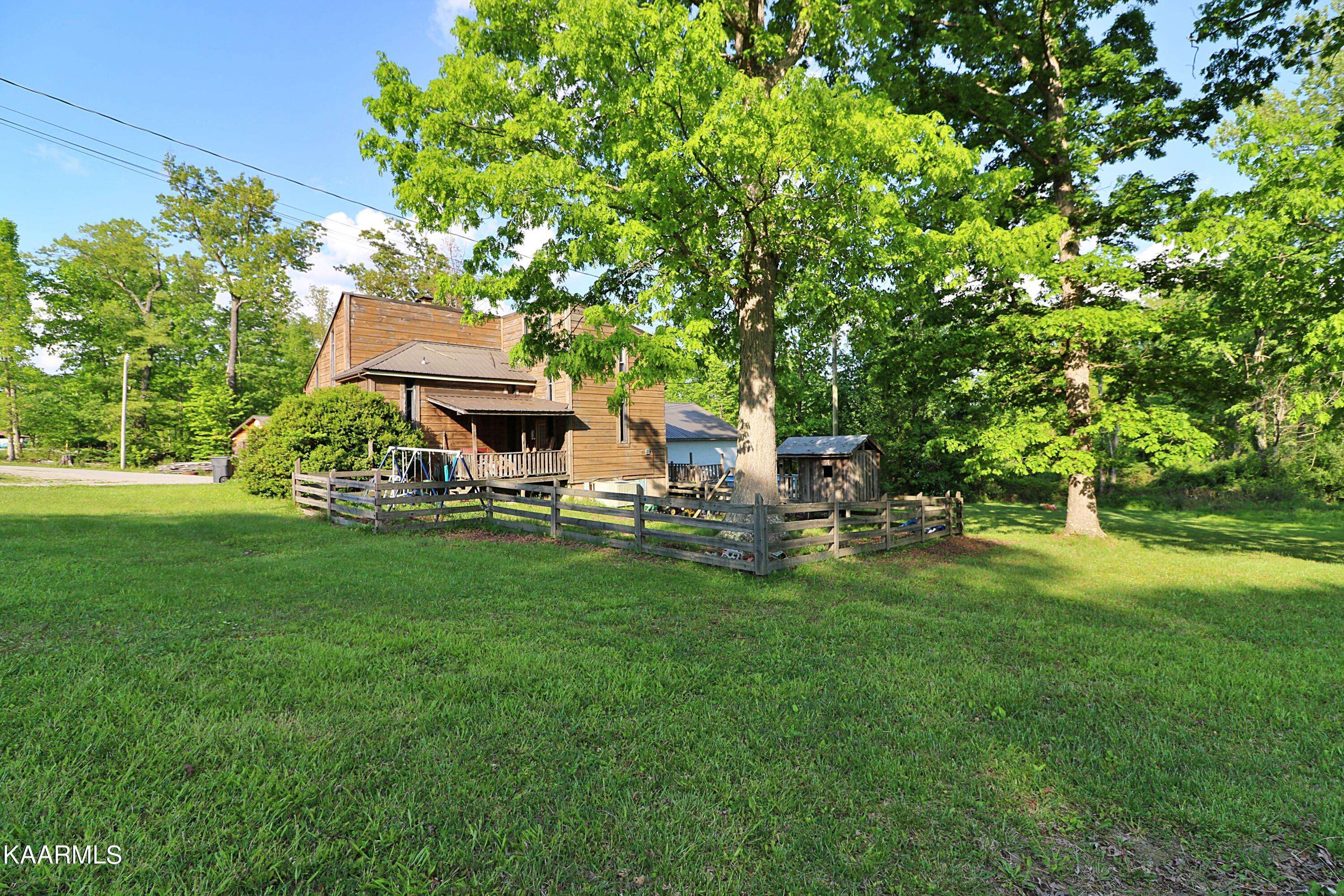 Oneida, TN 37841,801 Leatherwood Rd