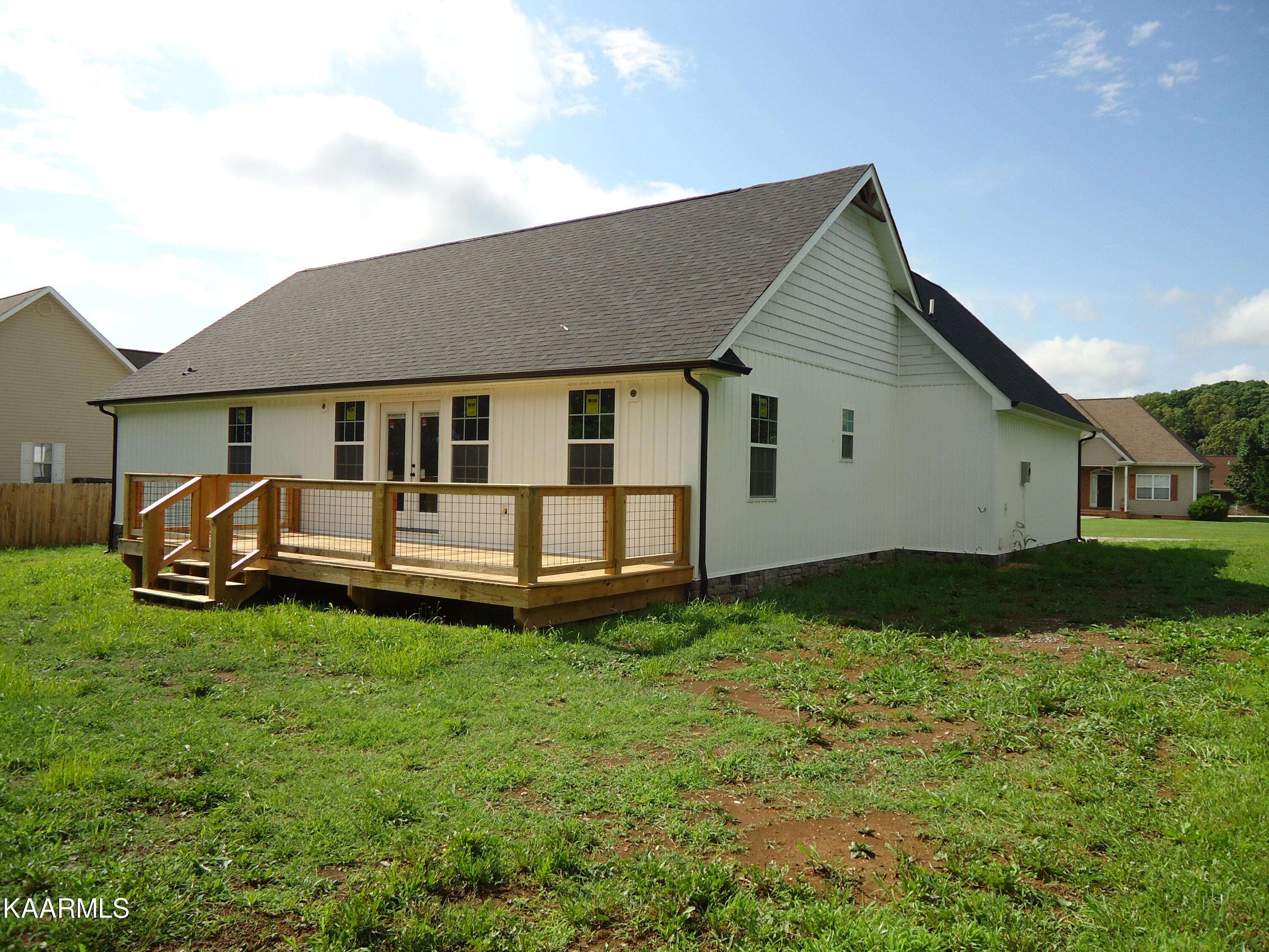 Madisonville, TN 37354,127 Wind Chase WAY