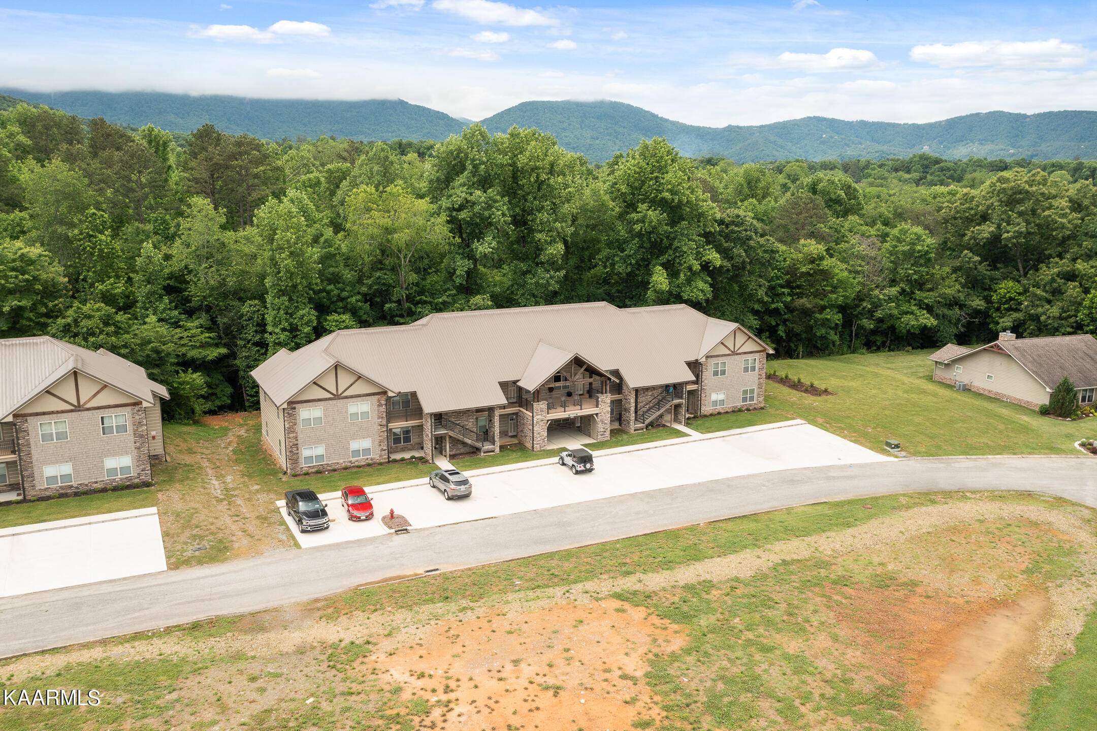 Townsend, TN 37882,235 Bishops Cap CIR #102