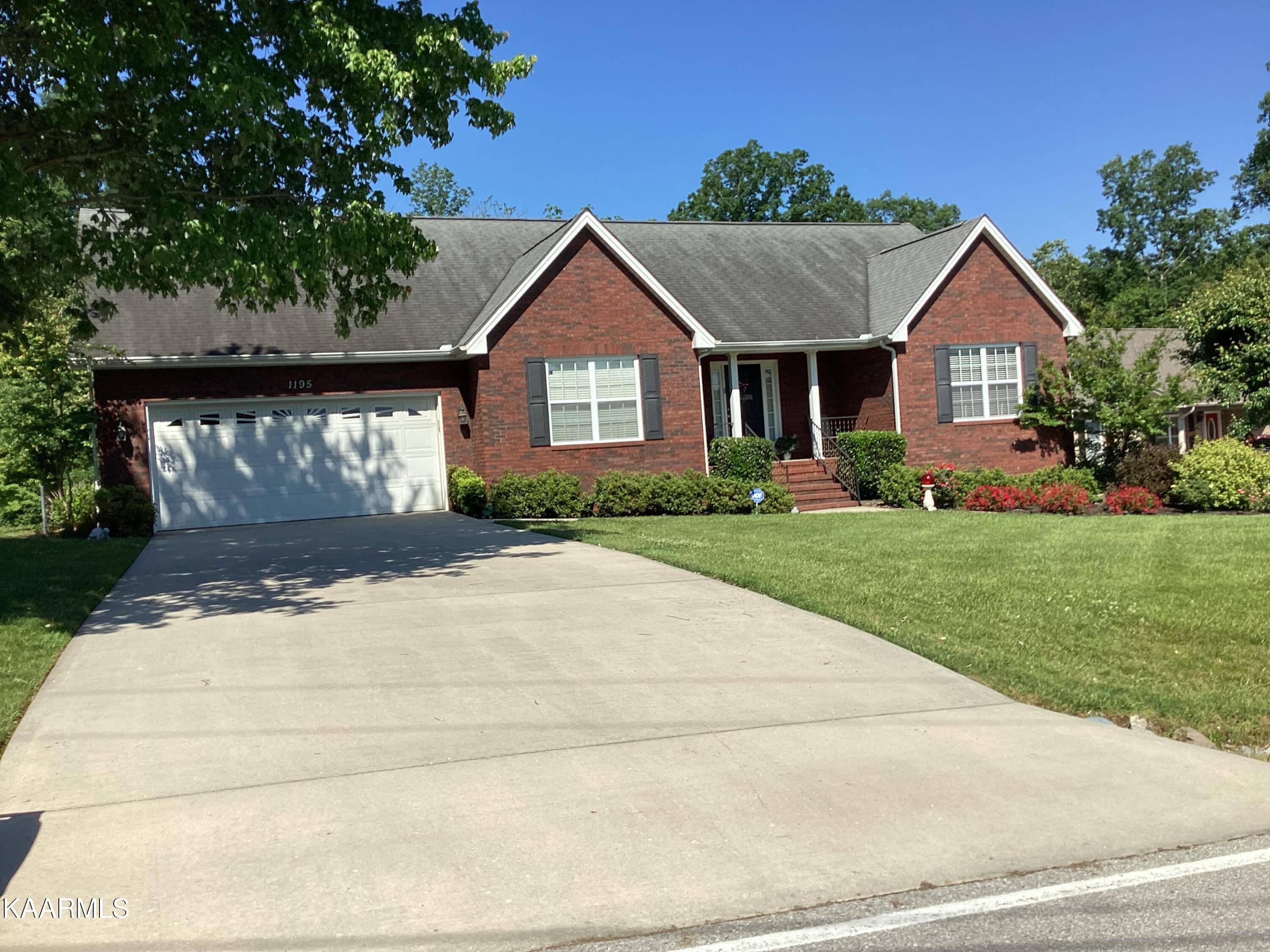 Crossville, TN 38571,1195 DEER CREEK DR