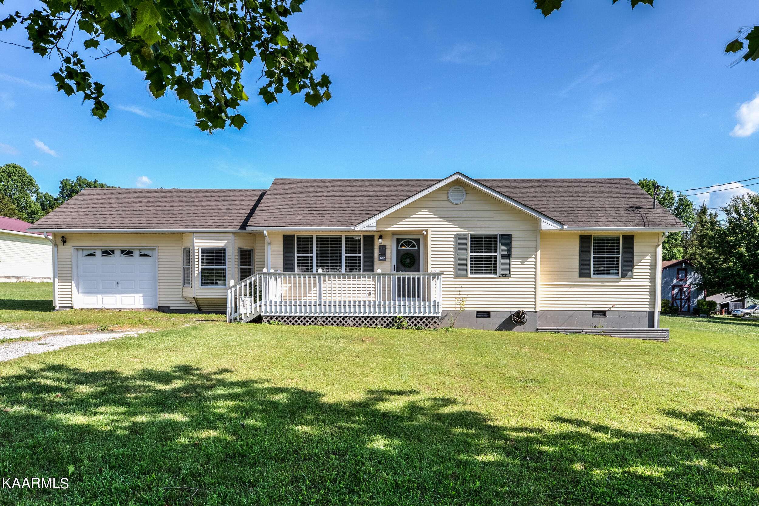 Lafollette, TN 37766,132 GLADEFIELD DR