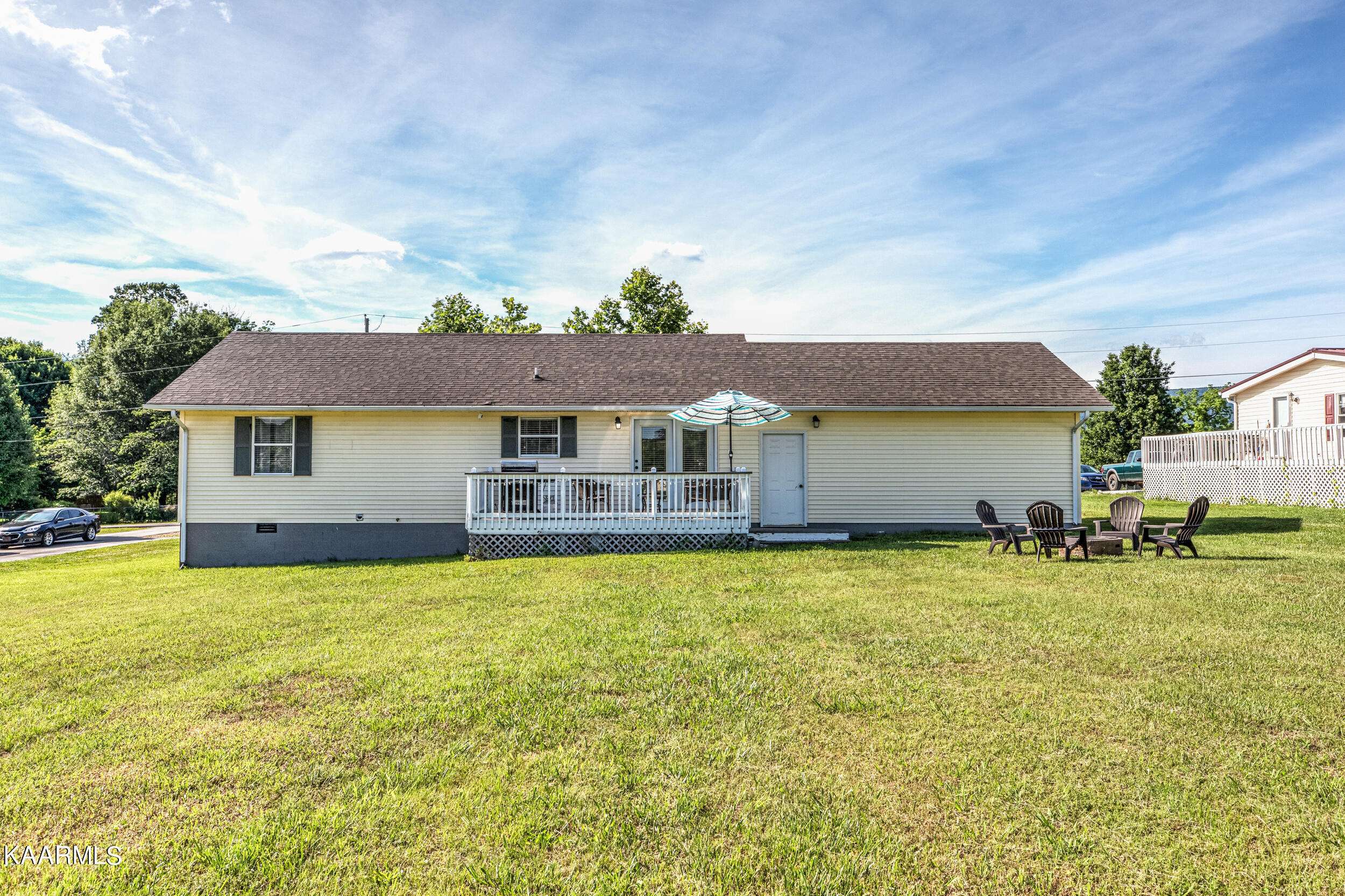 Lafollette, TN 37766,132 GLADEFIELD DR