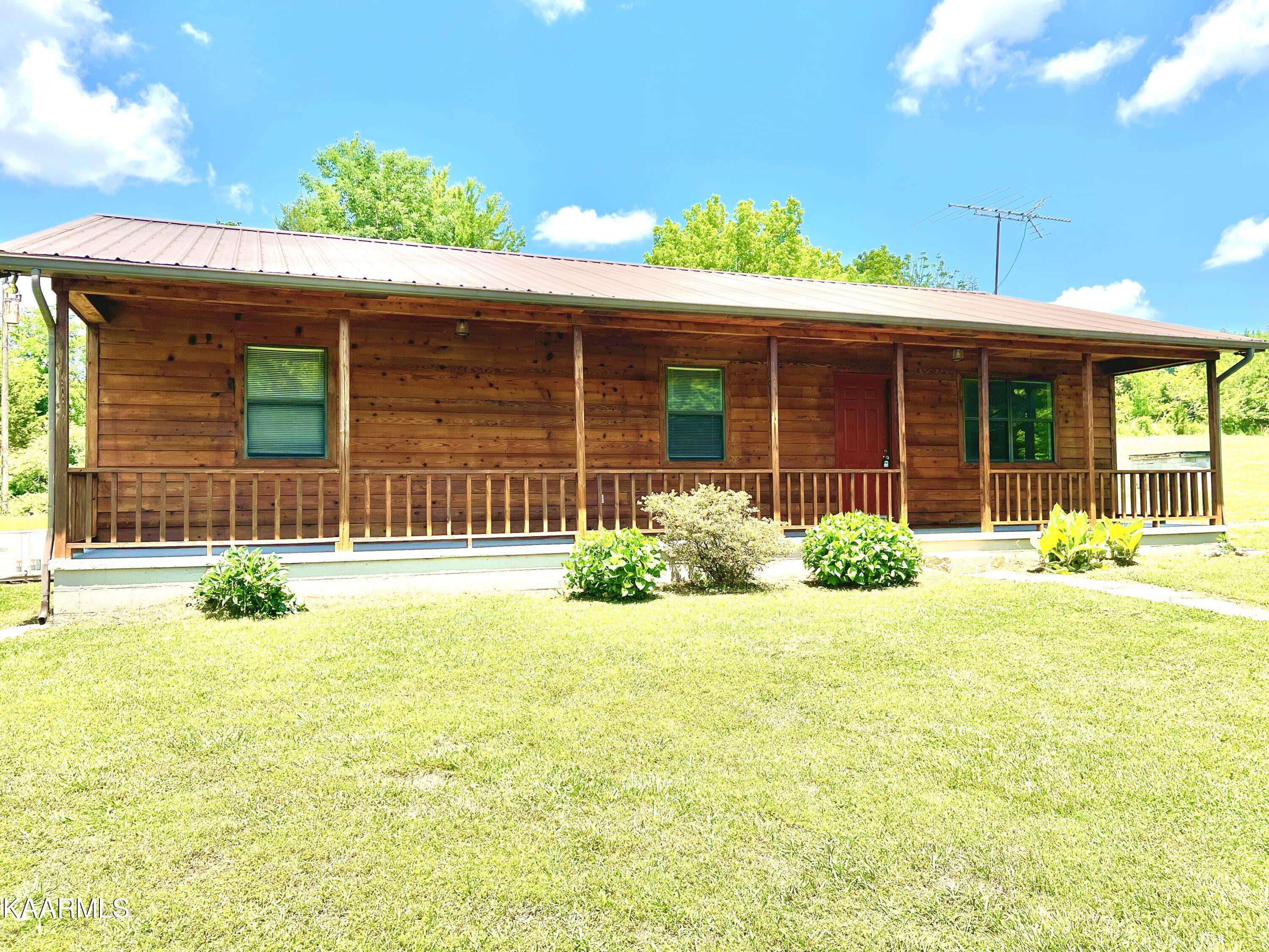 Madisonville, TN 37354,467 County Road 401