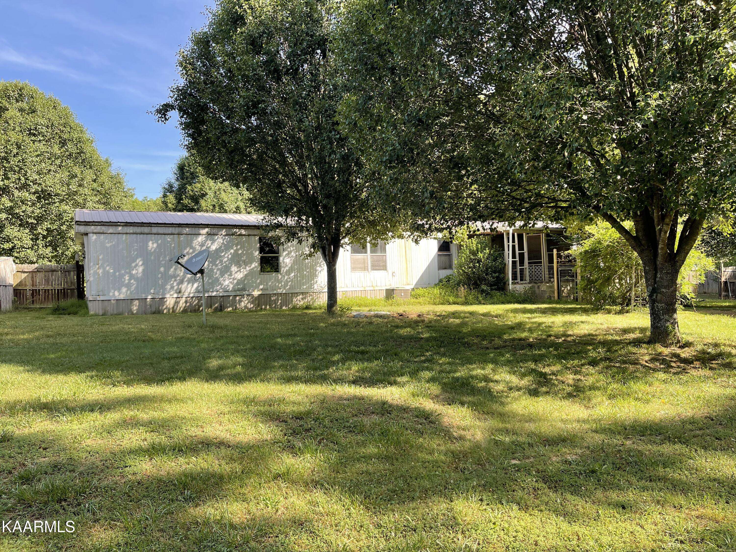 Bybee, TN 37713,625 Miller Rd