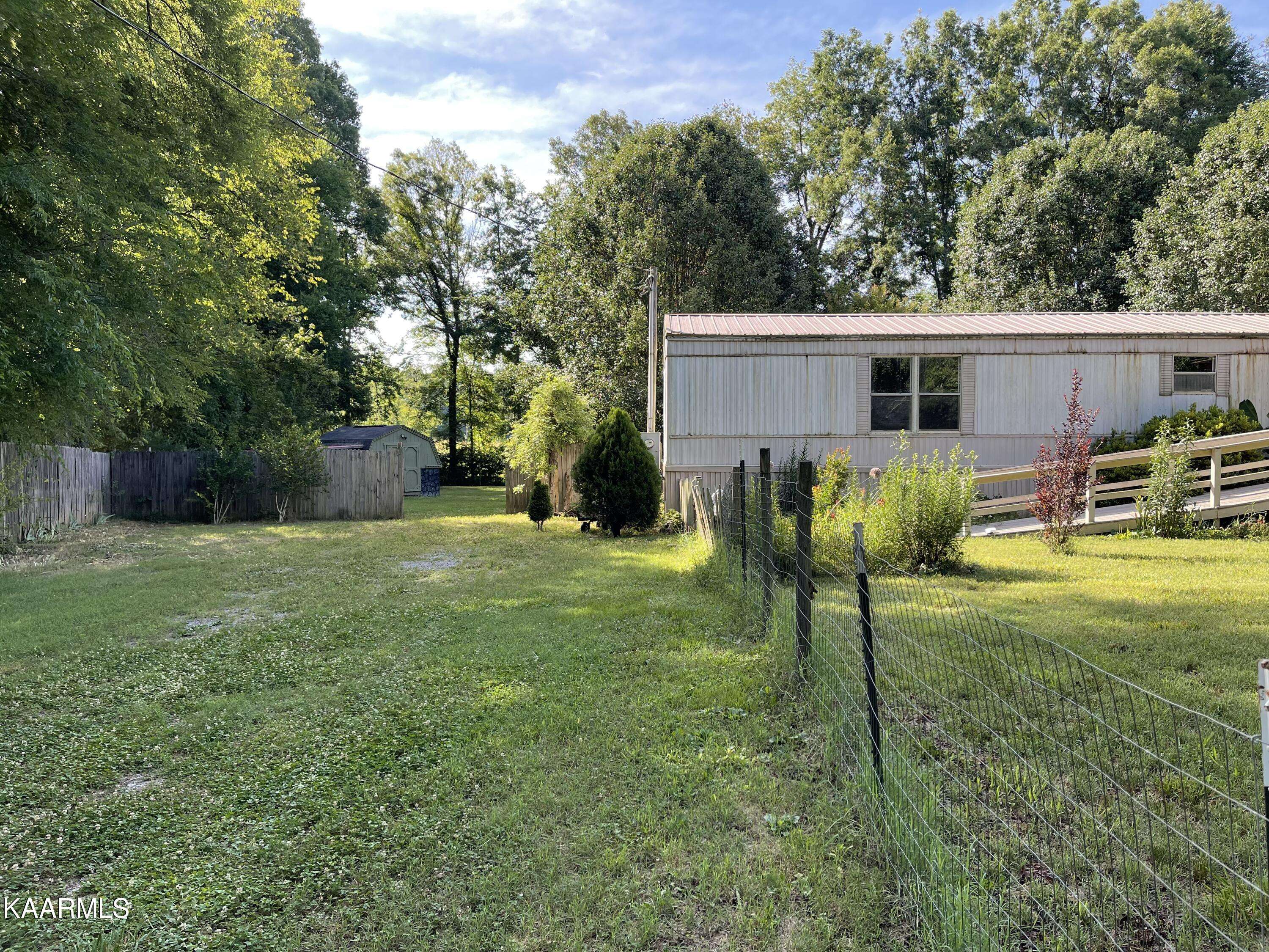 Bybee, TN 37713,625 Miller Rd