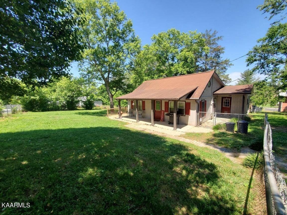 Andersonville, TN 37705,122 Craig LN