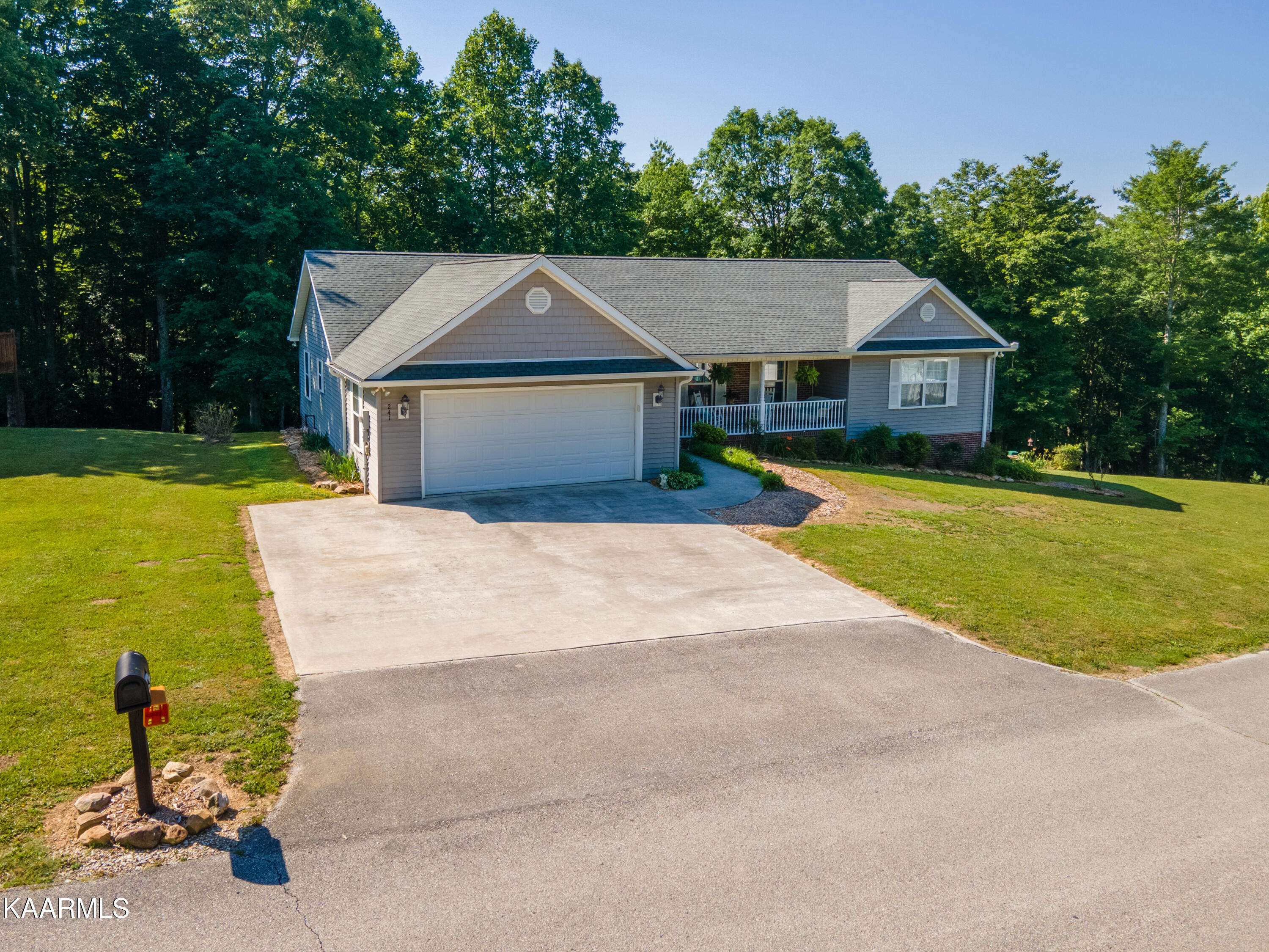 Oliver Springs, TN 37840,241 Gabriel DR