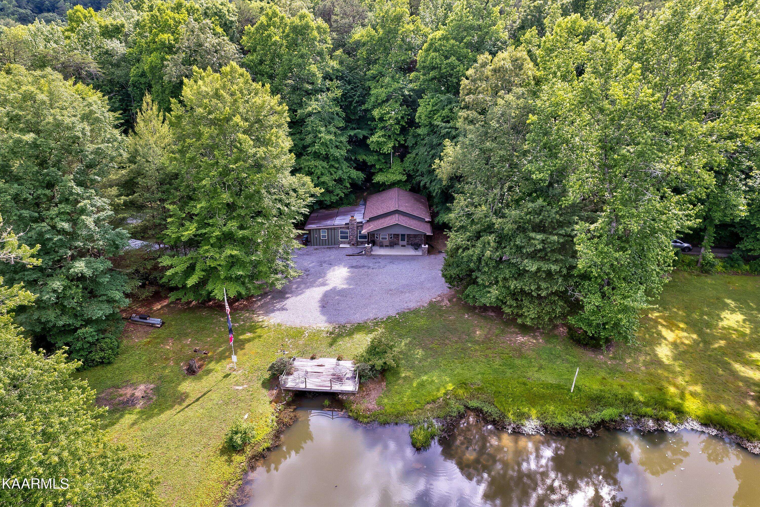 Oliver Springs, TN 37840,1525 Cove LN