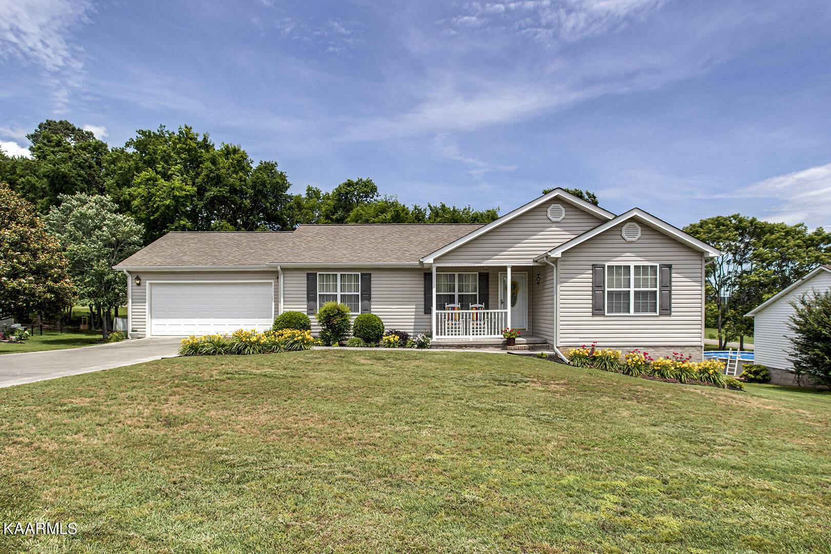 Madisonville, TN 37354,104 Wintergreen DR