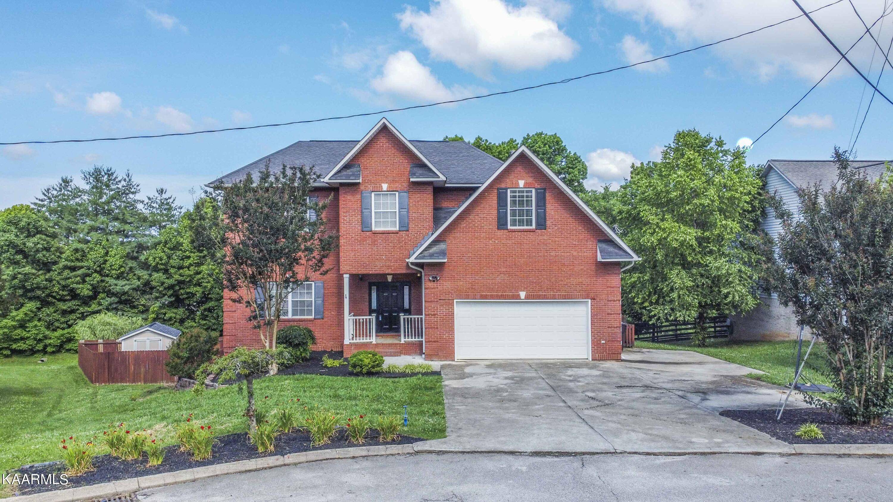 Lenoir City, TN 37772,160 Brentwood PL