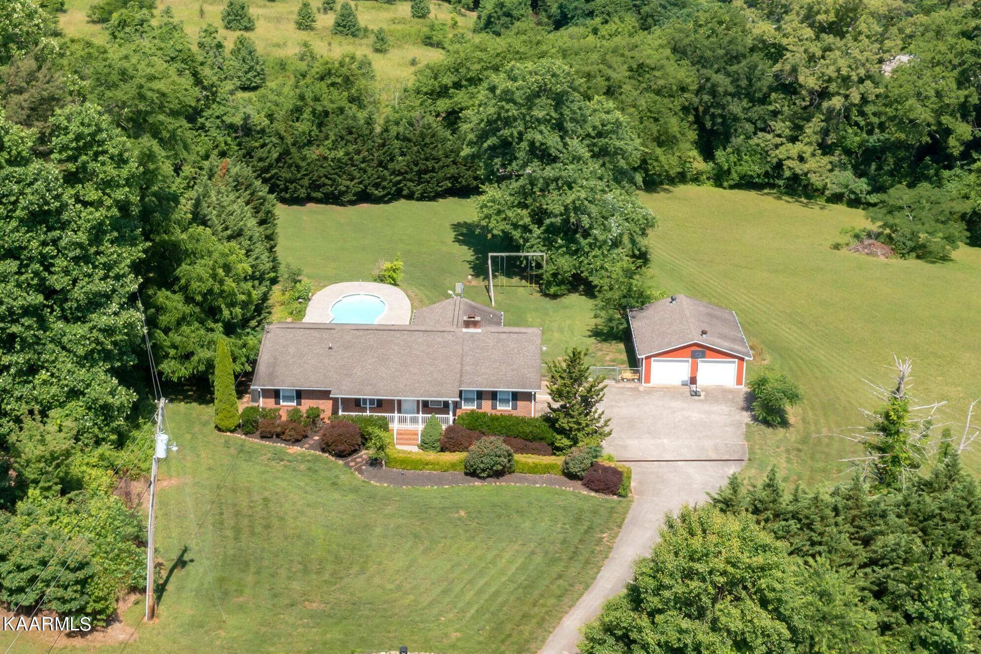 Lenoir City, TN 37771,286 Scenic View LN