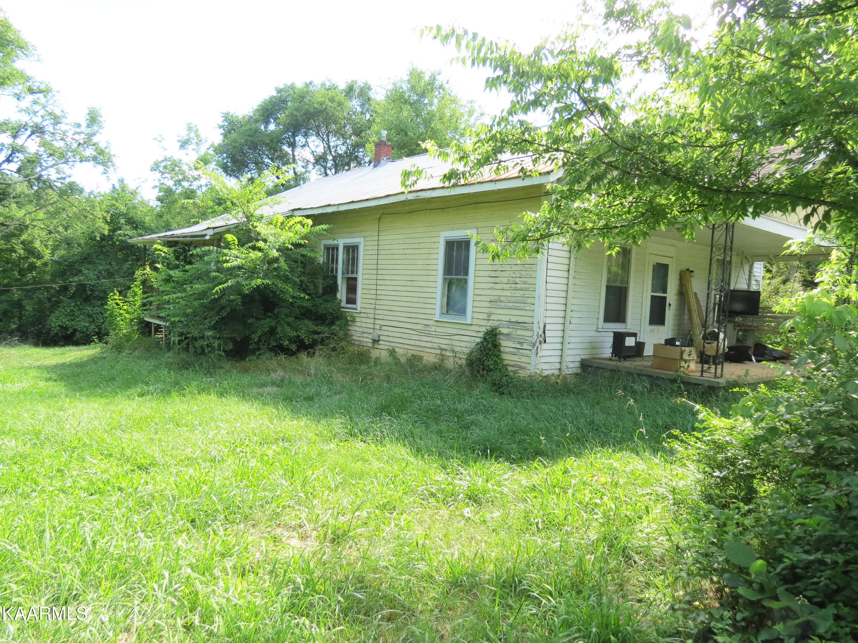 Strawberry Plains, TN 37871,191 Old Dandridge PIKE