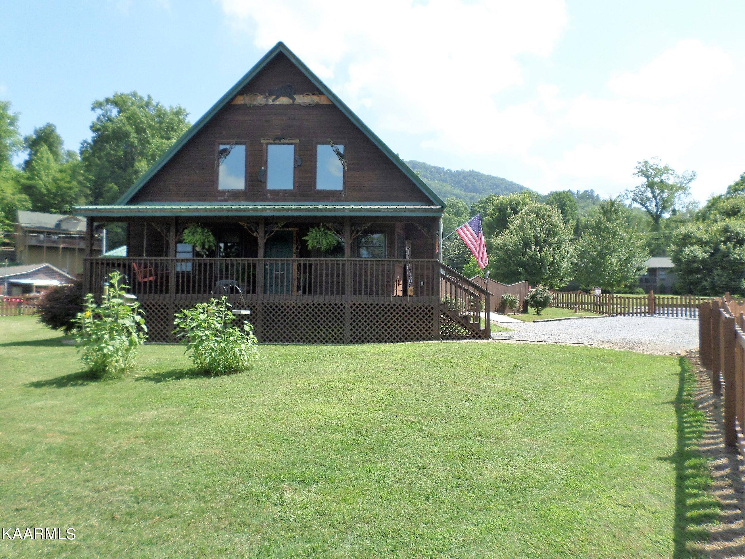 Sevierville, TN 37862,3501 Ginseng WAY