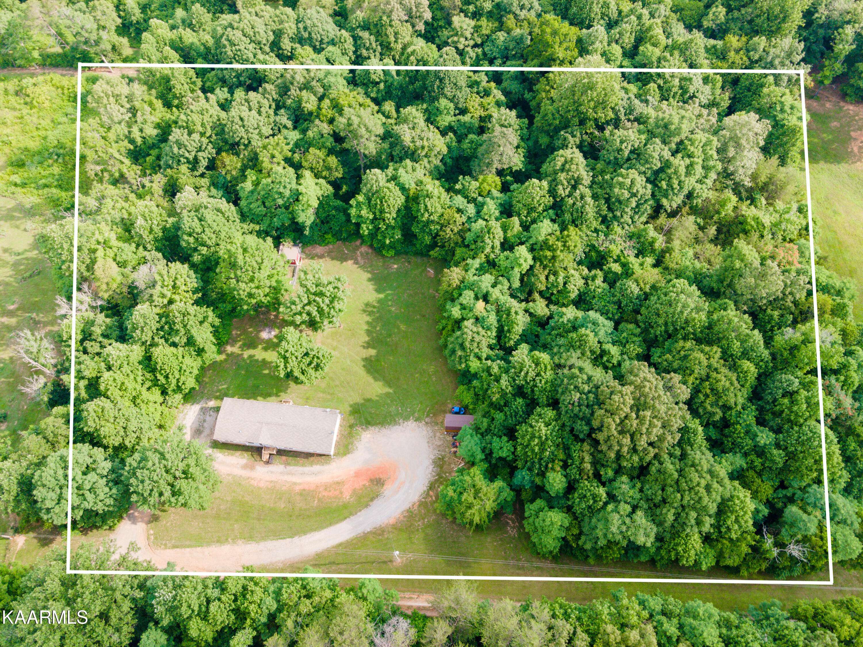 Strawberry Plains, TN 37871,1044 Woodstock LN