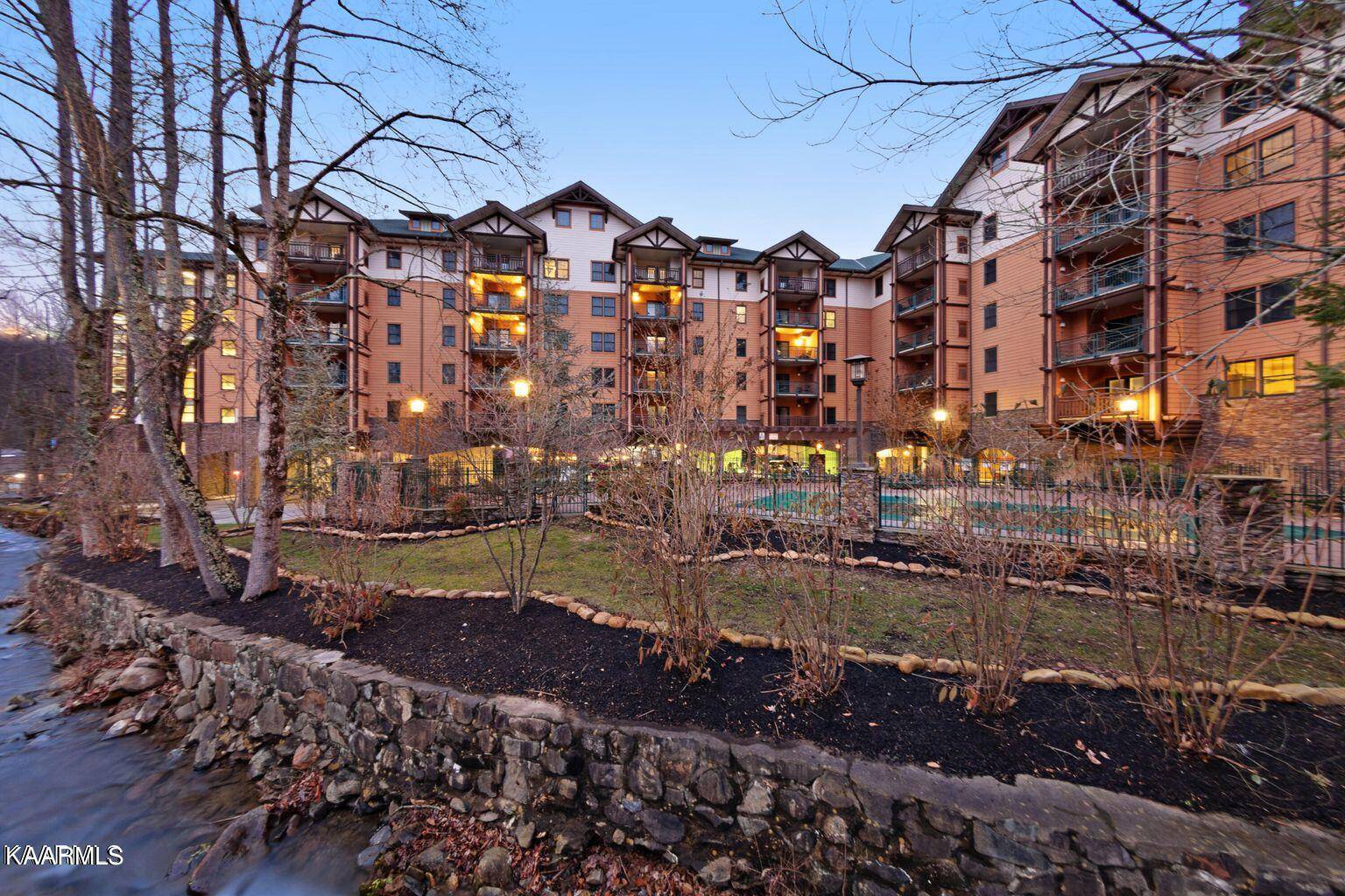 Gatlinburg, TN 37738,215 Woliss Lane Unit 101