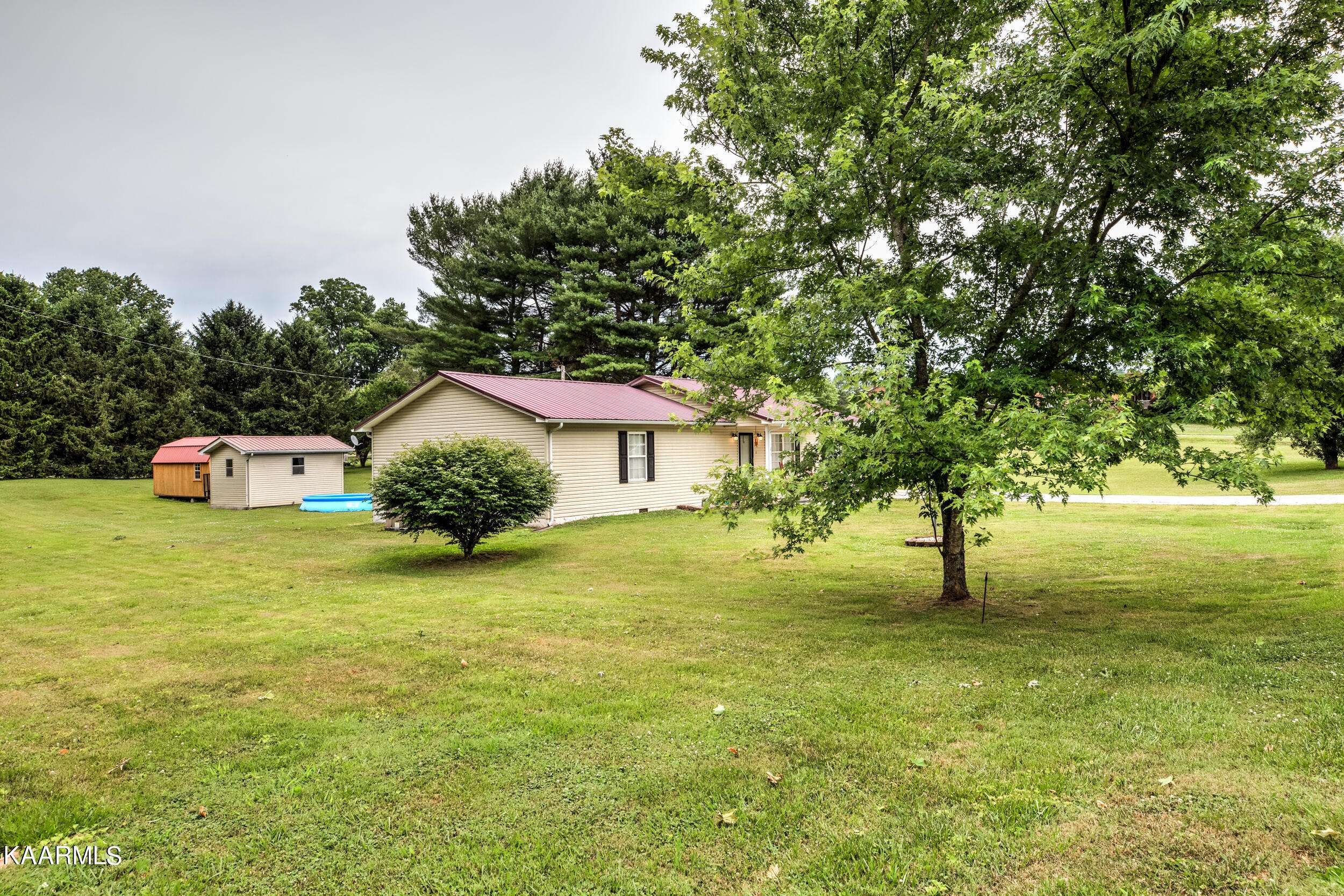 Lafollette, TN 37766,205 Brown Crest Rd