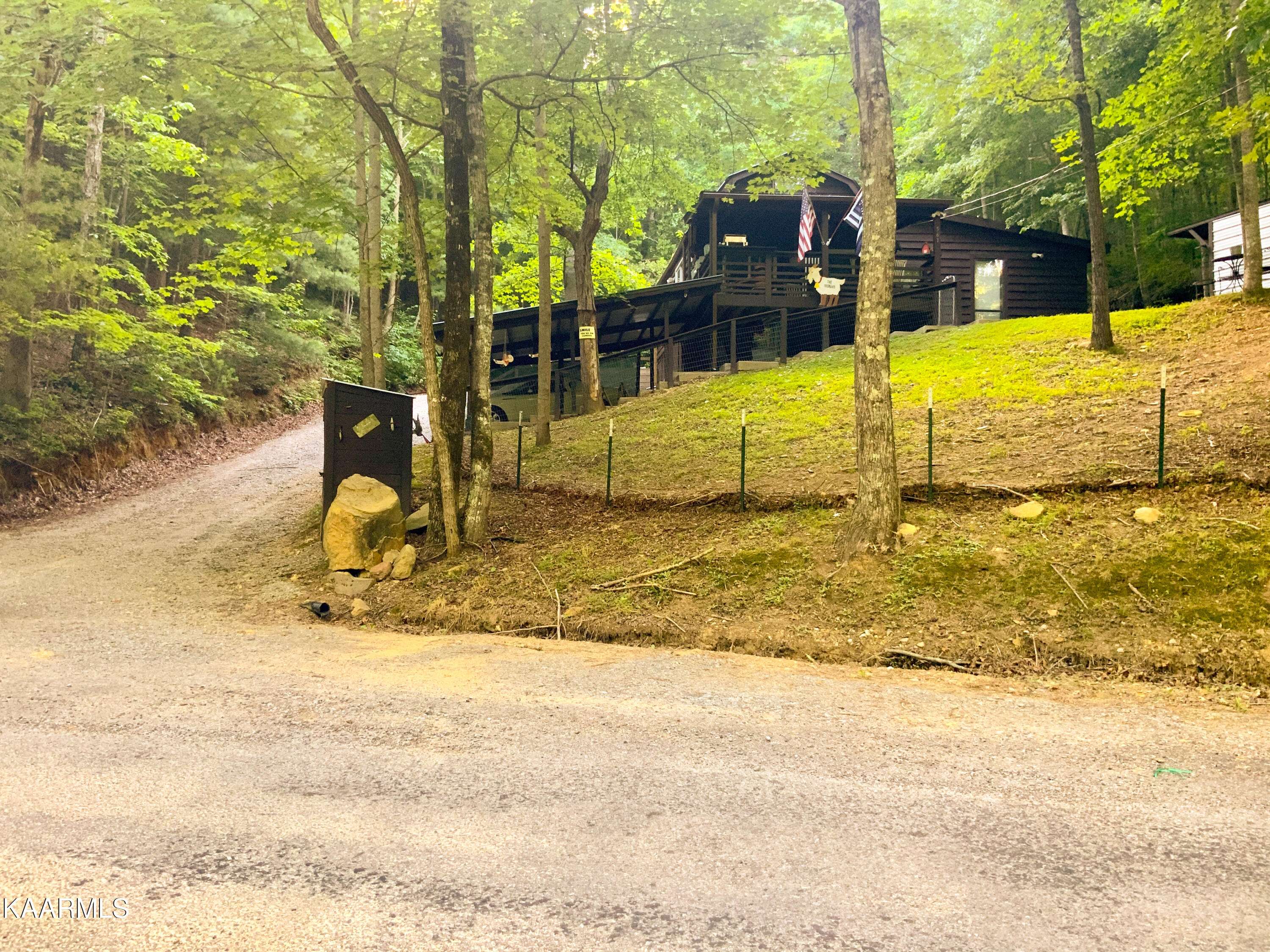 Tellico Plains, TN 37385,561 Cooper Hollow Rd