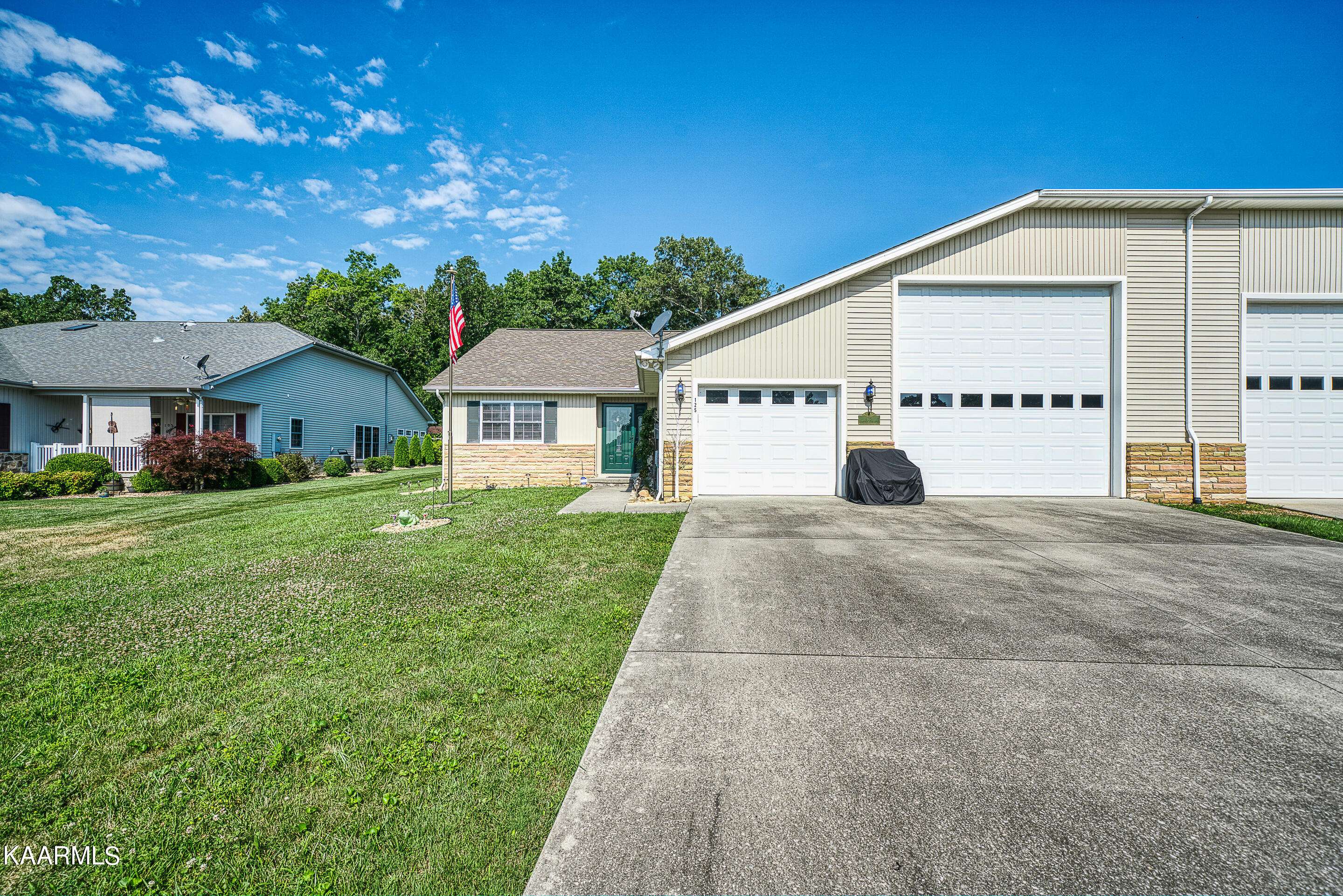 Crossville, TN 38555,125 Gardens View DR