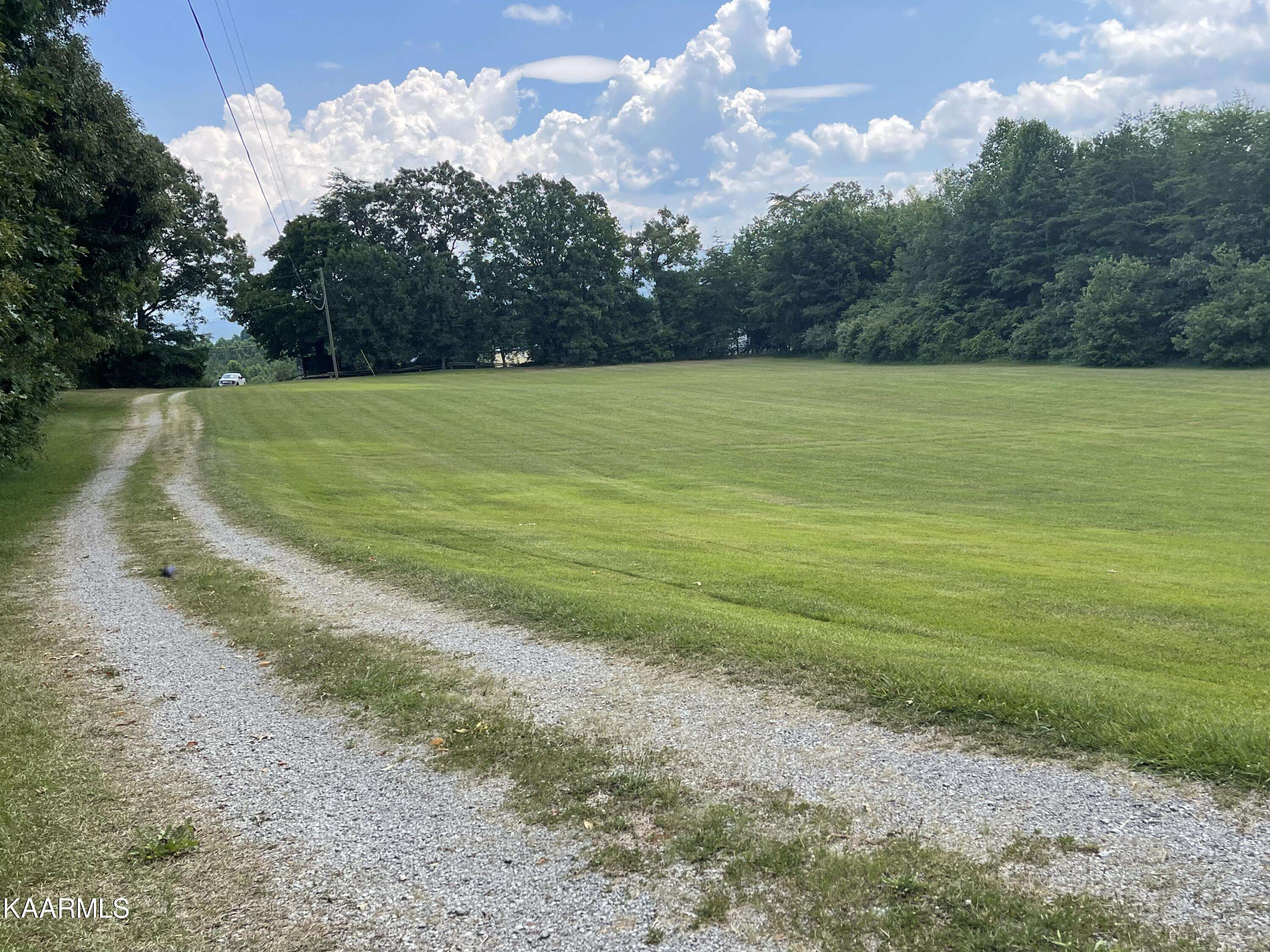 Tellico Plains, TN 37385,185 Akins Rd