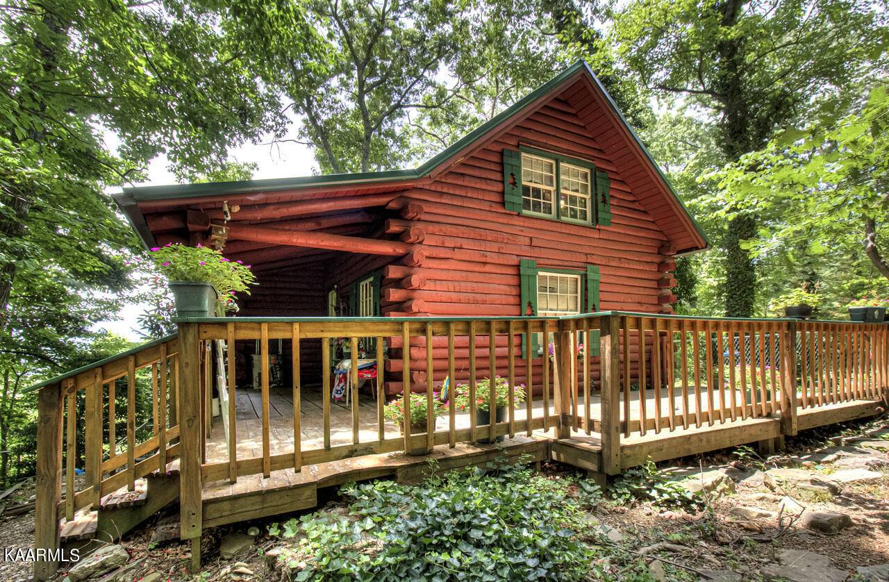 Gatlinburg, TN 37738,1008 Foothills Dr.