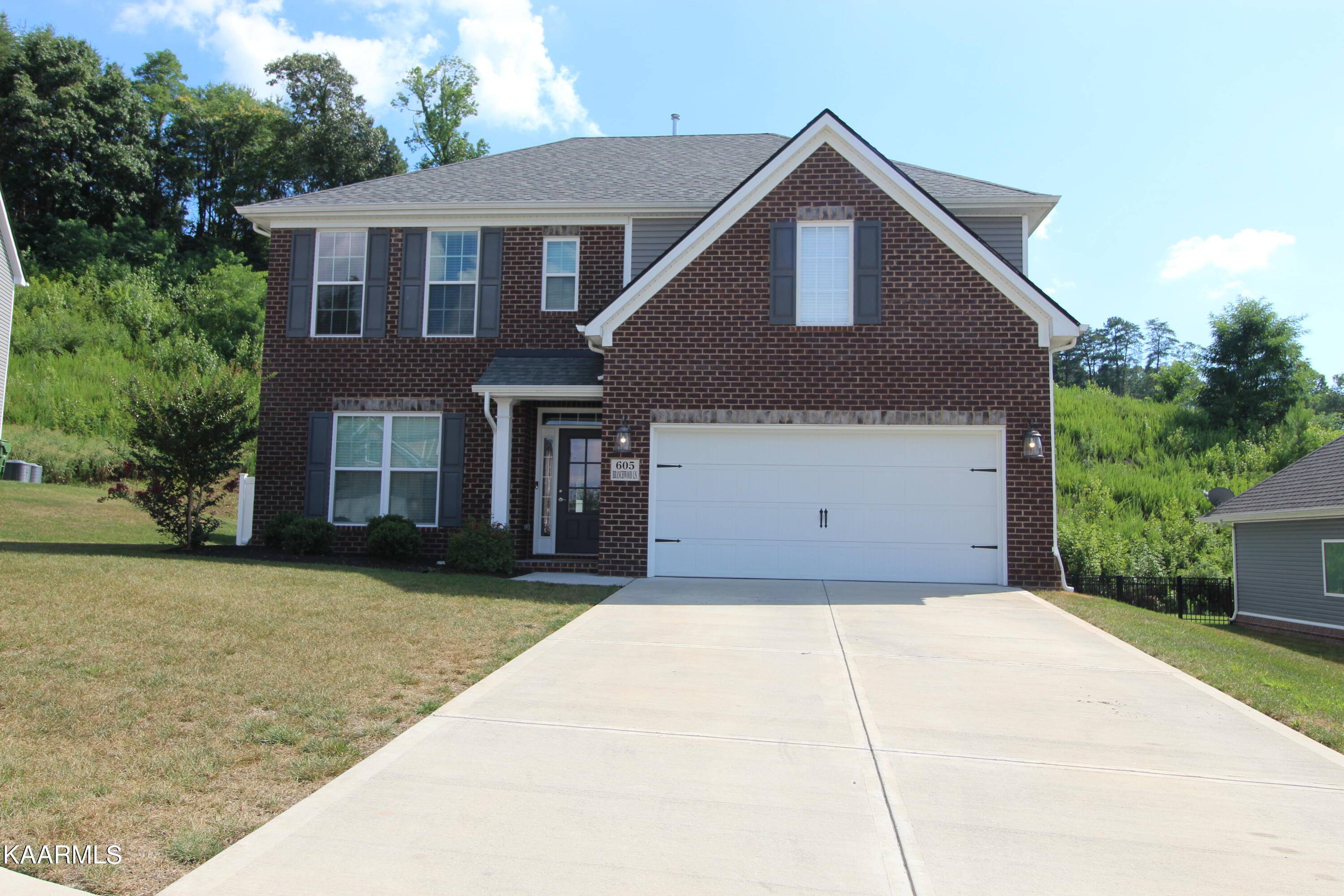 Maryville, TN 37801,605 Branchwood LN