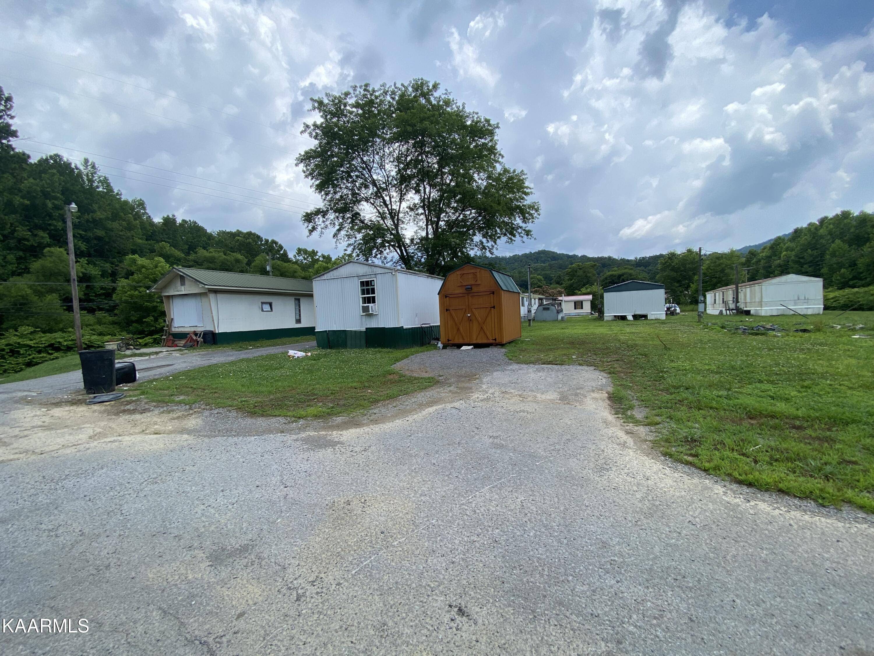 Middlesboro, KY 40965,Hwy 441