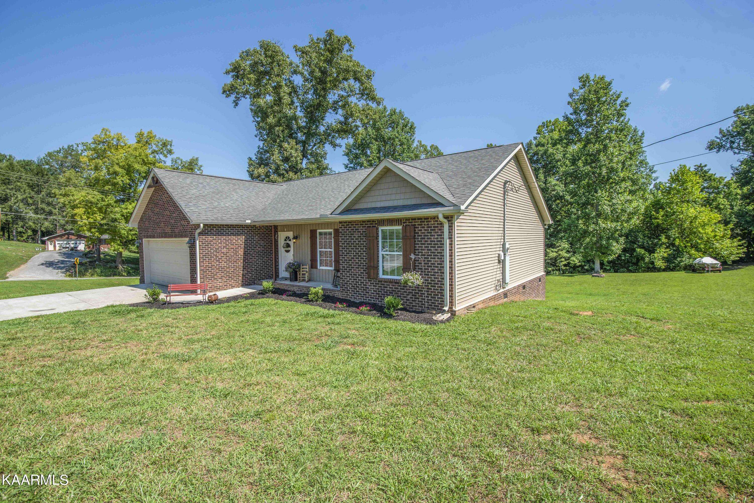 Andersonville, TN 37705,103 Grandies CT