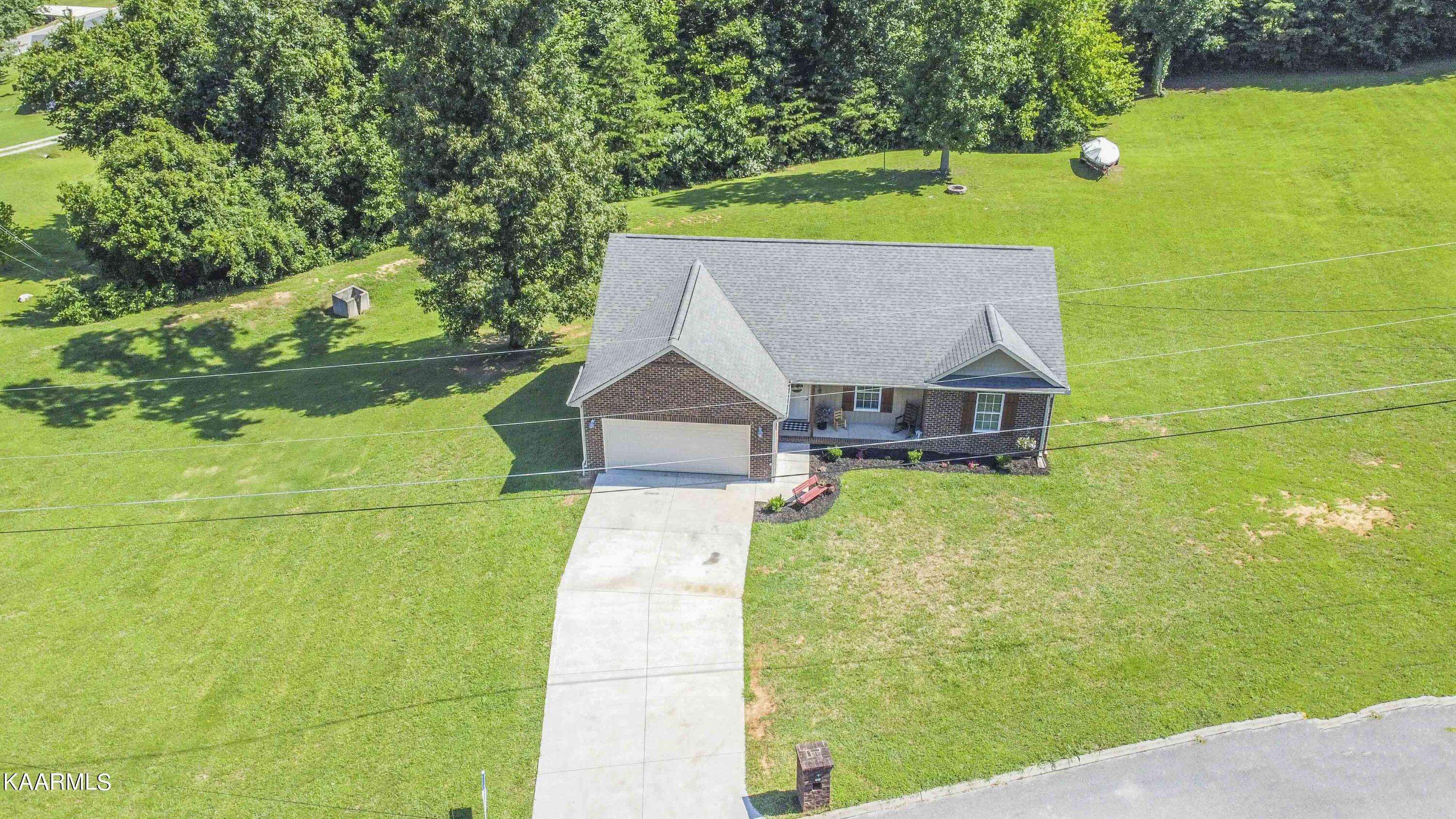 Andersonville, TN 37705,103 Grandies CT