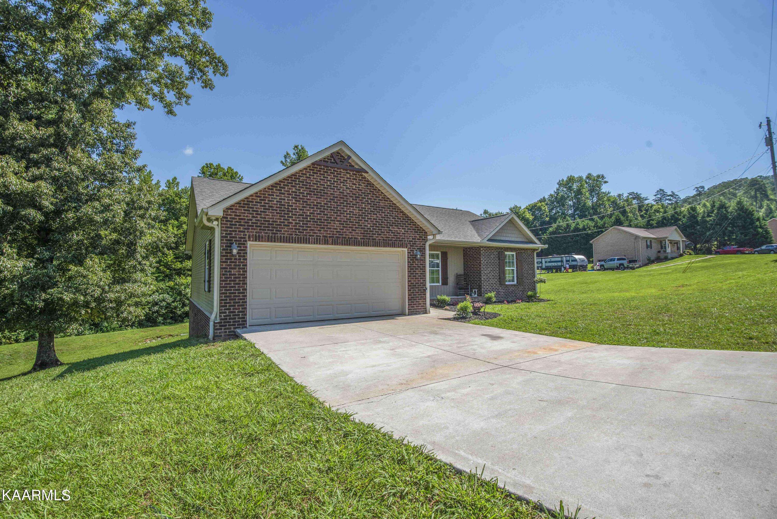 Andersonville, TN 37705,103 Grandies CT