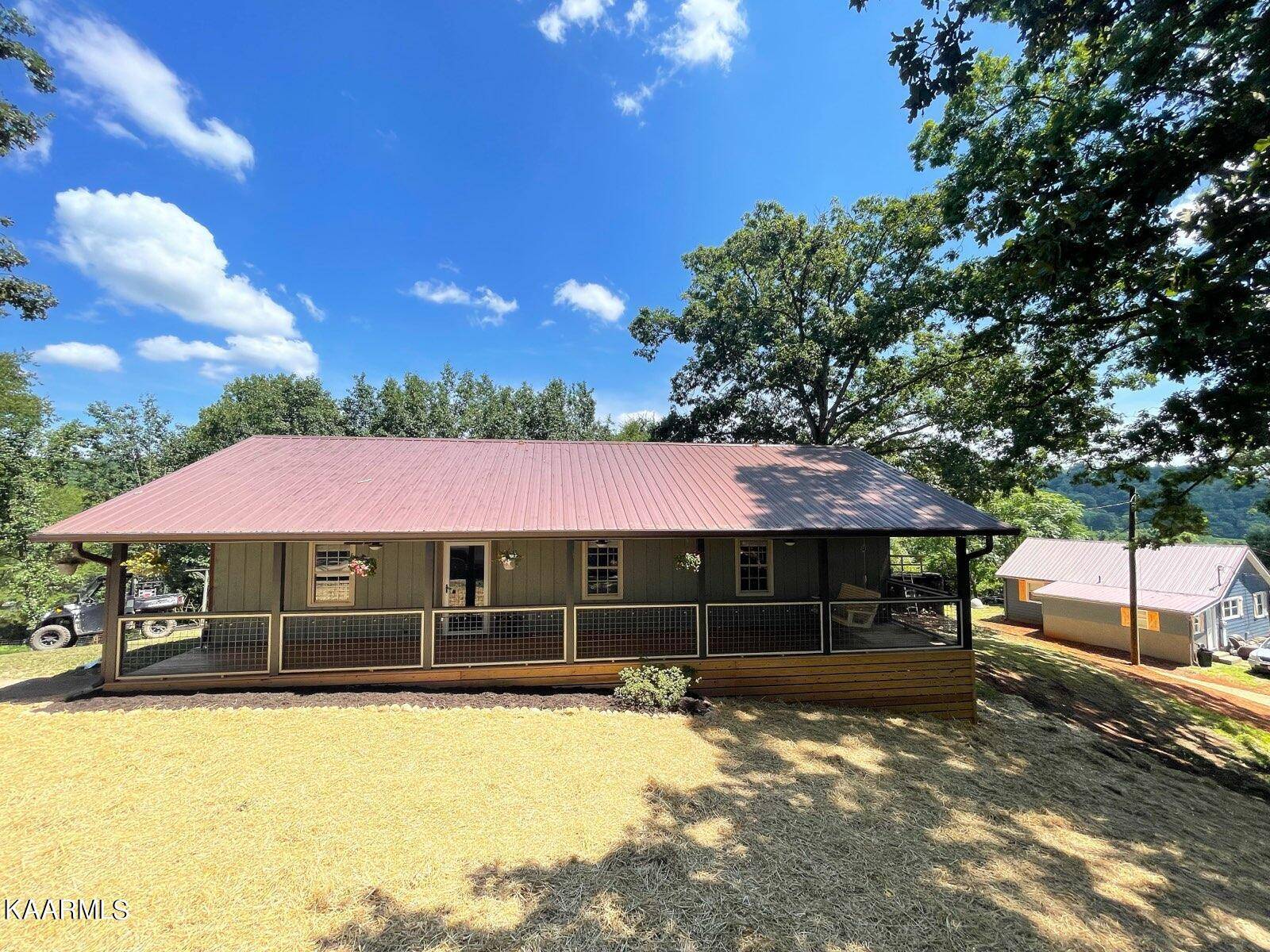 Louisville, TN 37777,devault lane LN