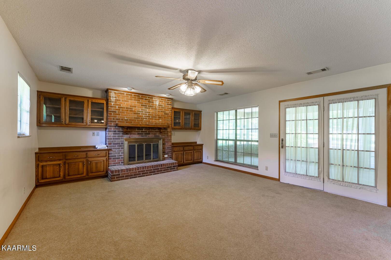 Sevierville, TN 37862,813 Catlett Rd