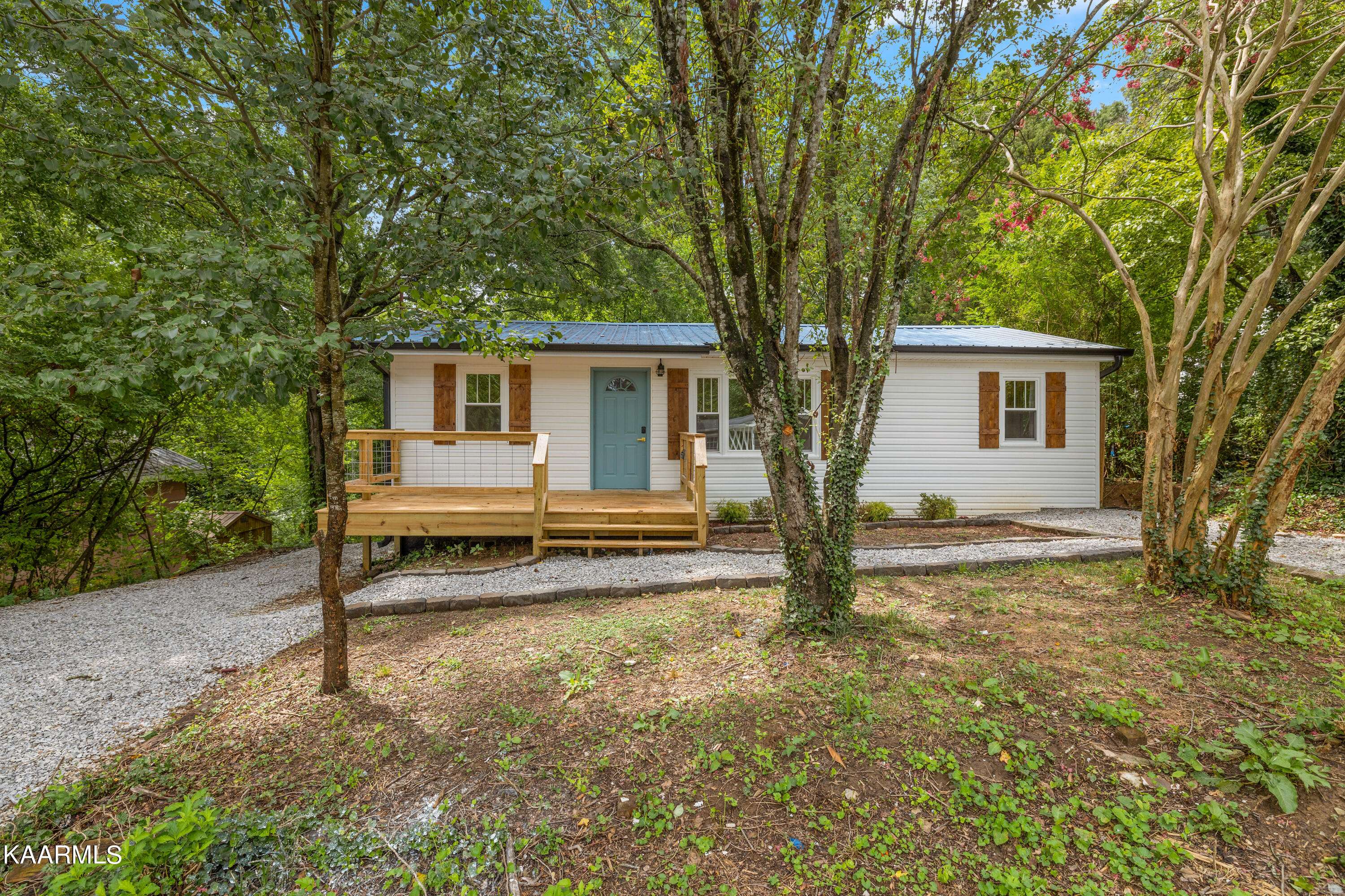 Harriman, TN 37748,133 Briggs DR