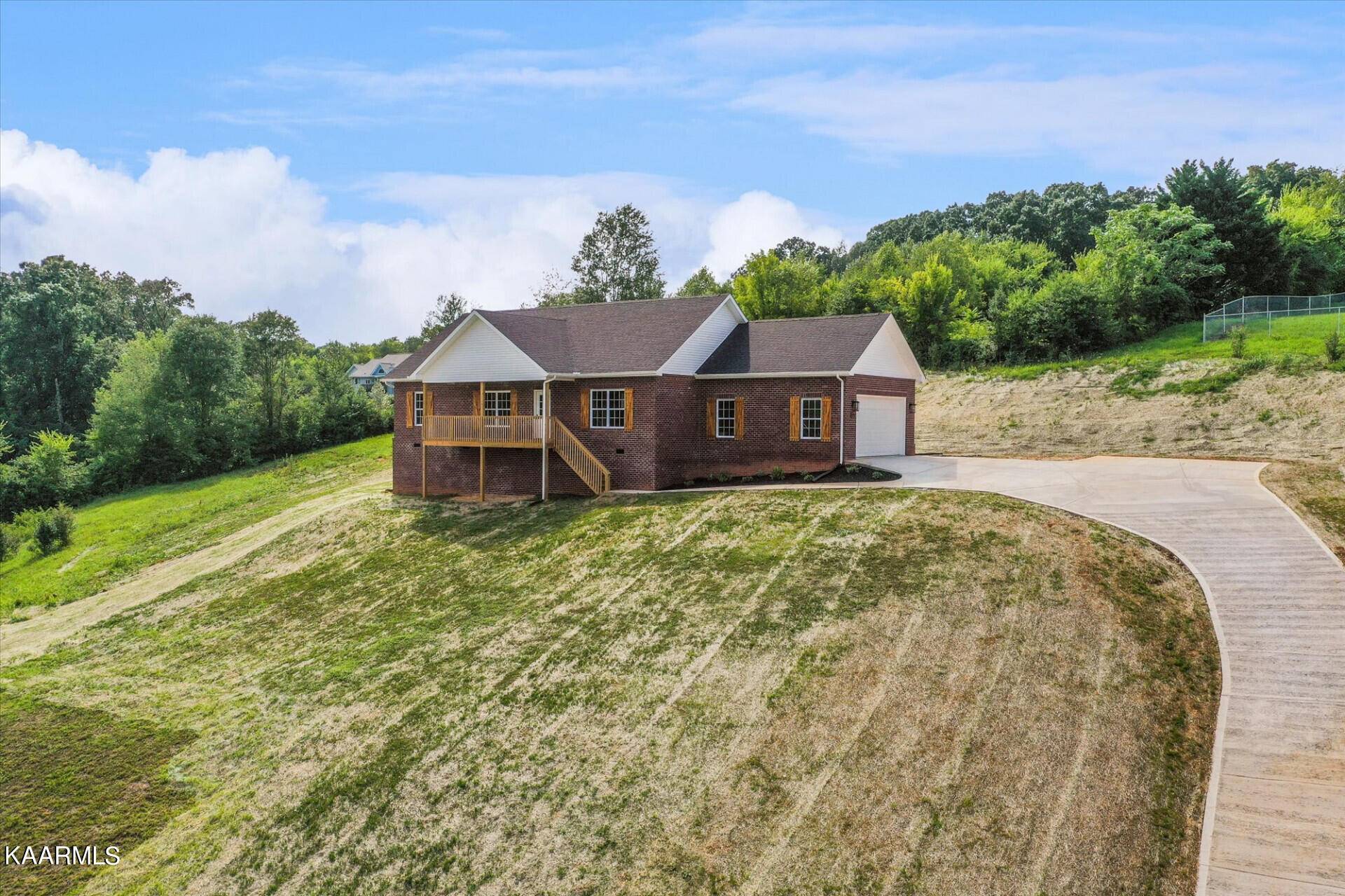 Friendsville, TN 37737,1771 Derby Downs DR