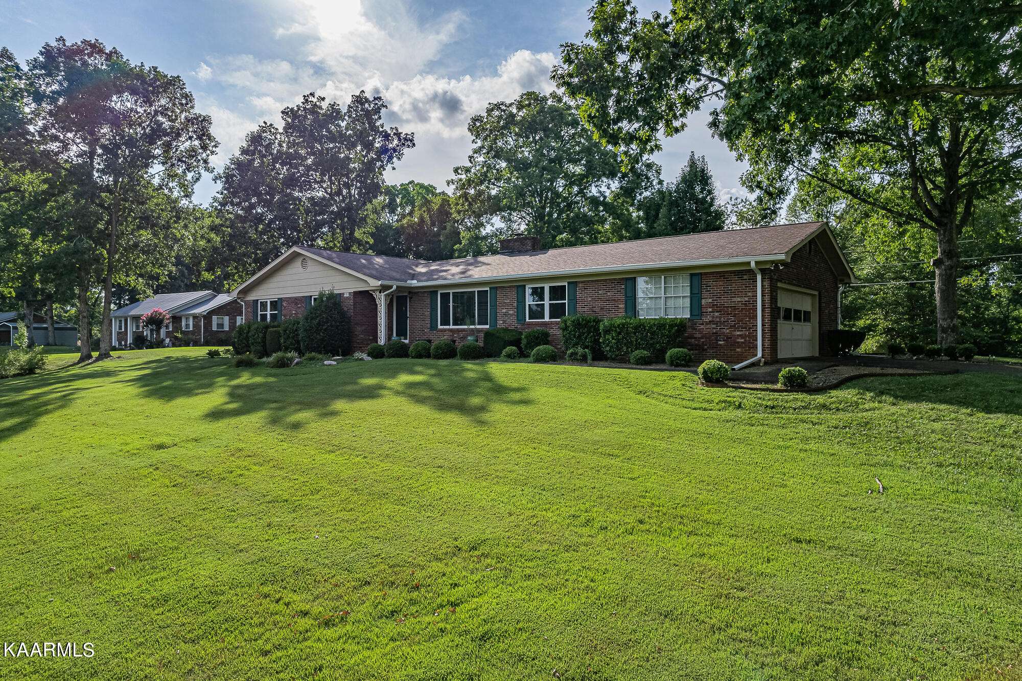 Madisonville, TN 37354,950 Hale CIR