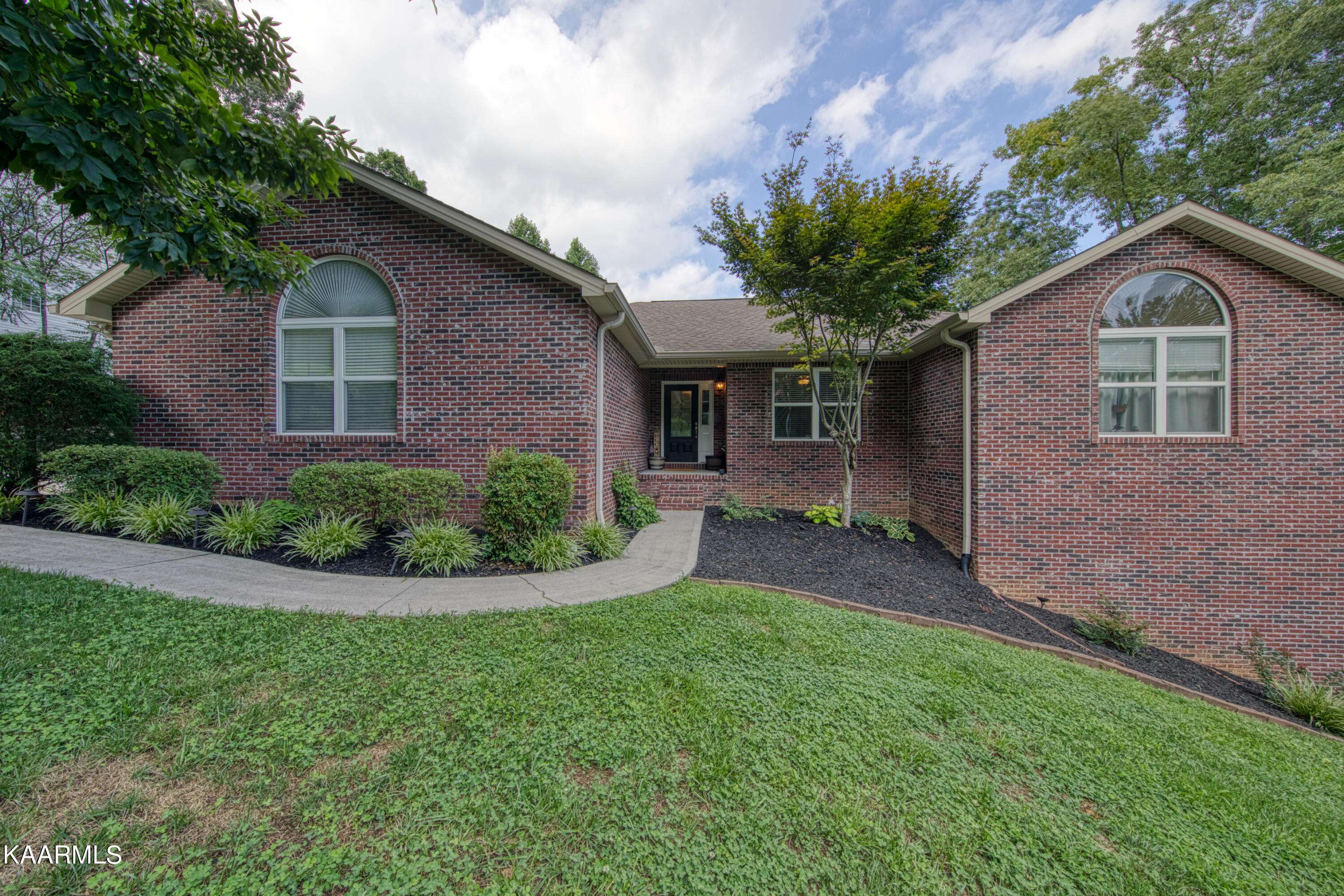 Andersonville, TN 37705,185 Field Stone Dr