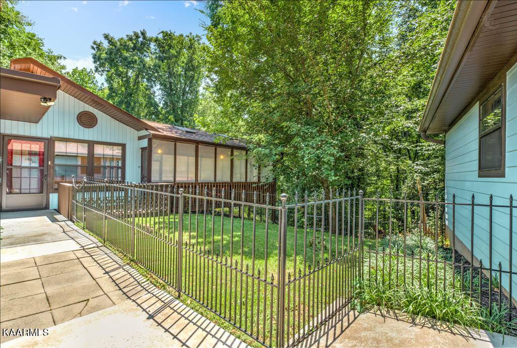 Knoxville, TN 37920,3600 Timberlake DR