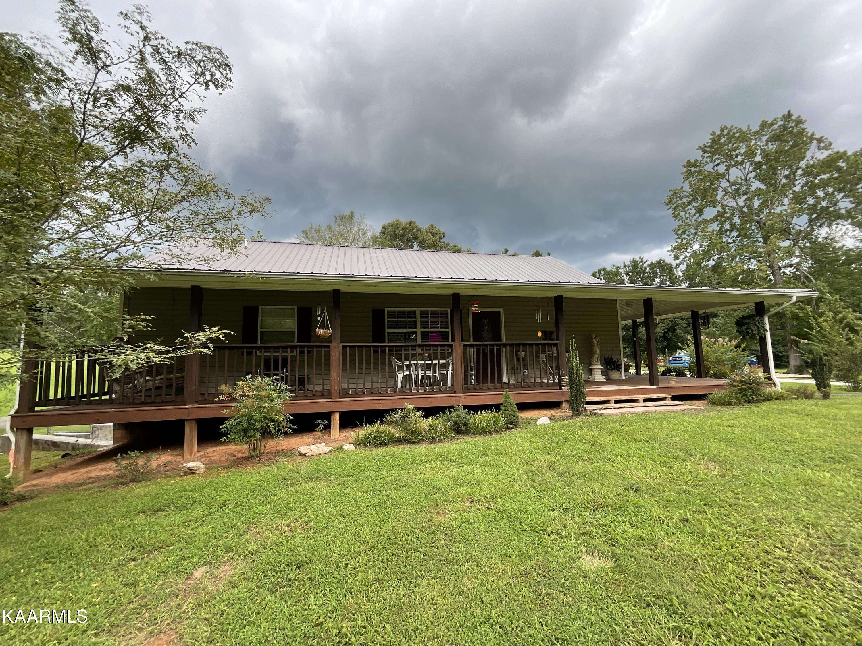 Tellico Plains, TN 37385,150 Poplar St