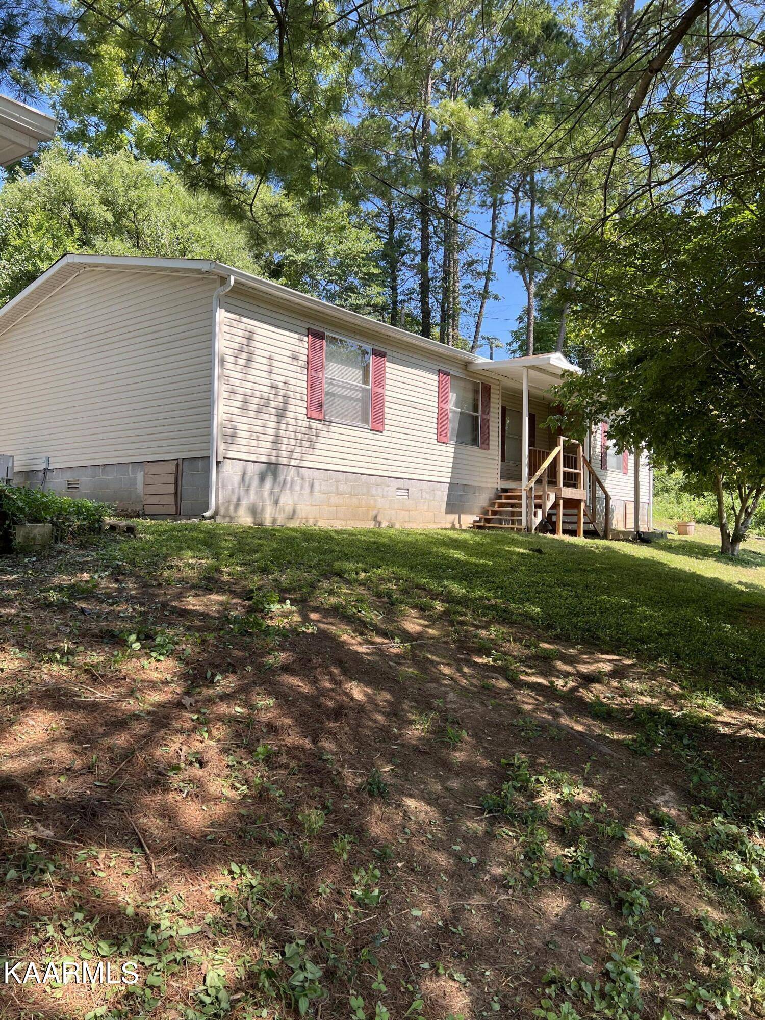 Oliver Springs, TN 37840,1005 Pride St