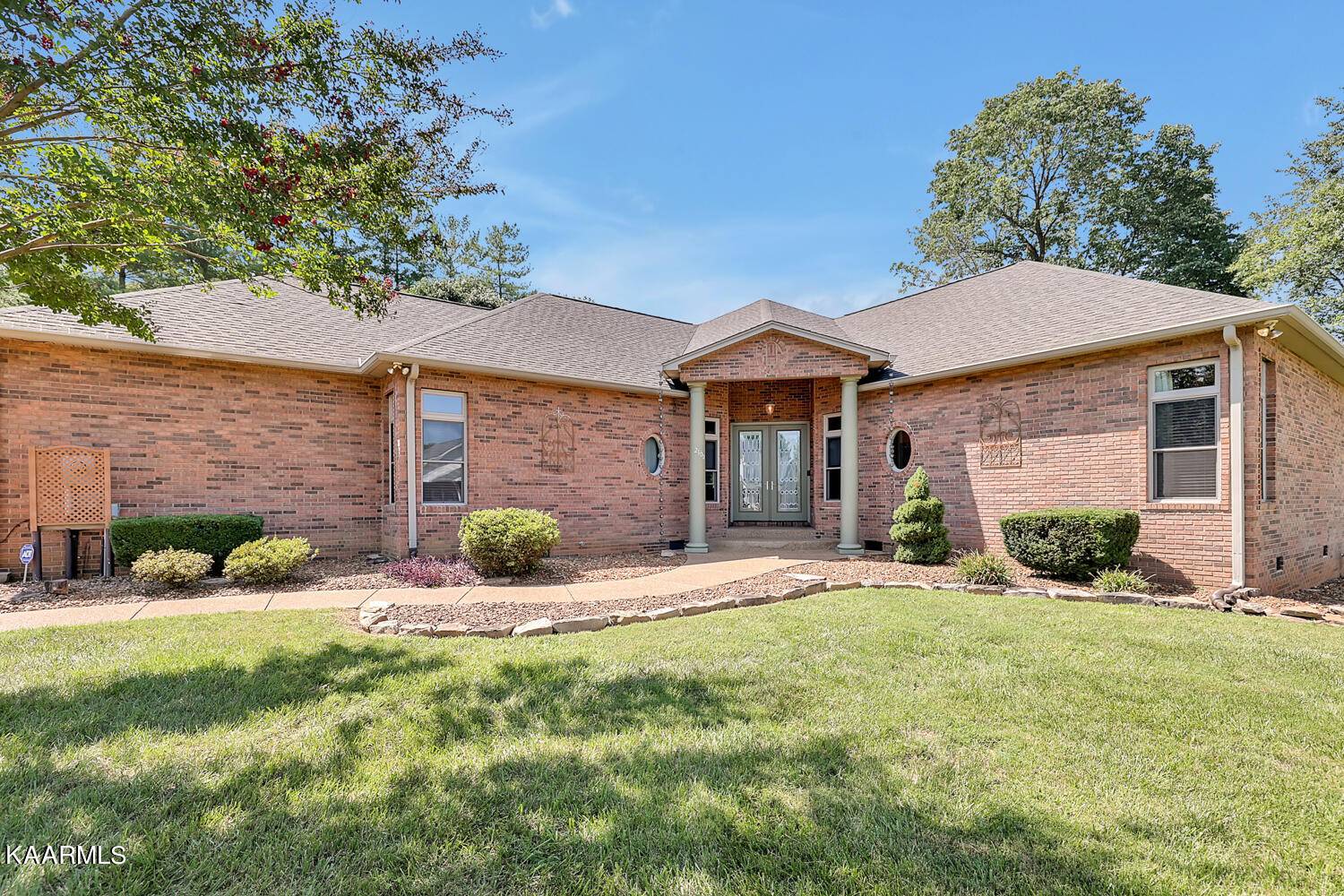 Cookeville, TN 38506,2100 Boxwood CIR