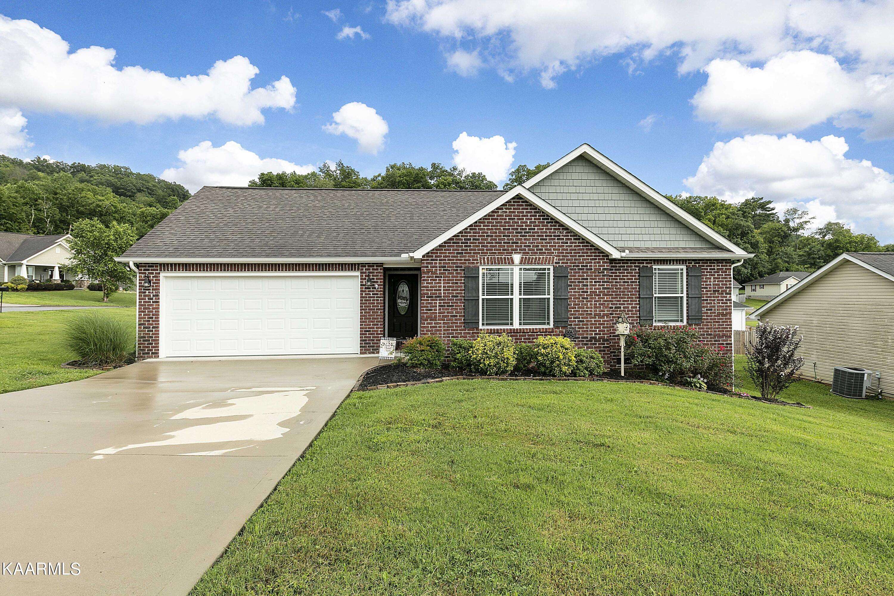 Clinton, TN 37716,154 Cornerstone CIR