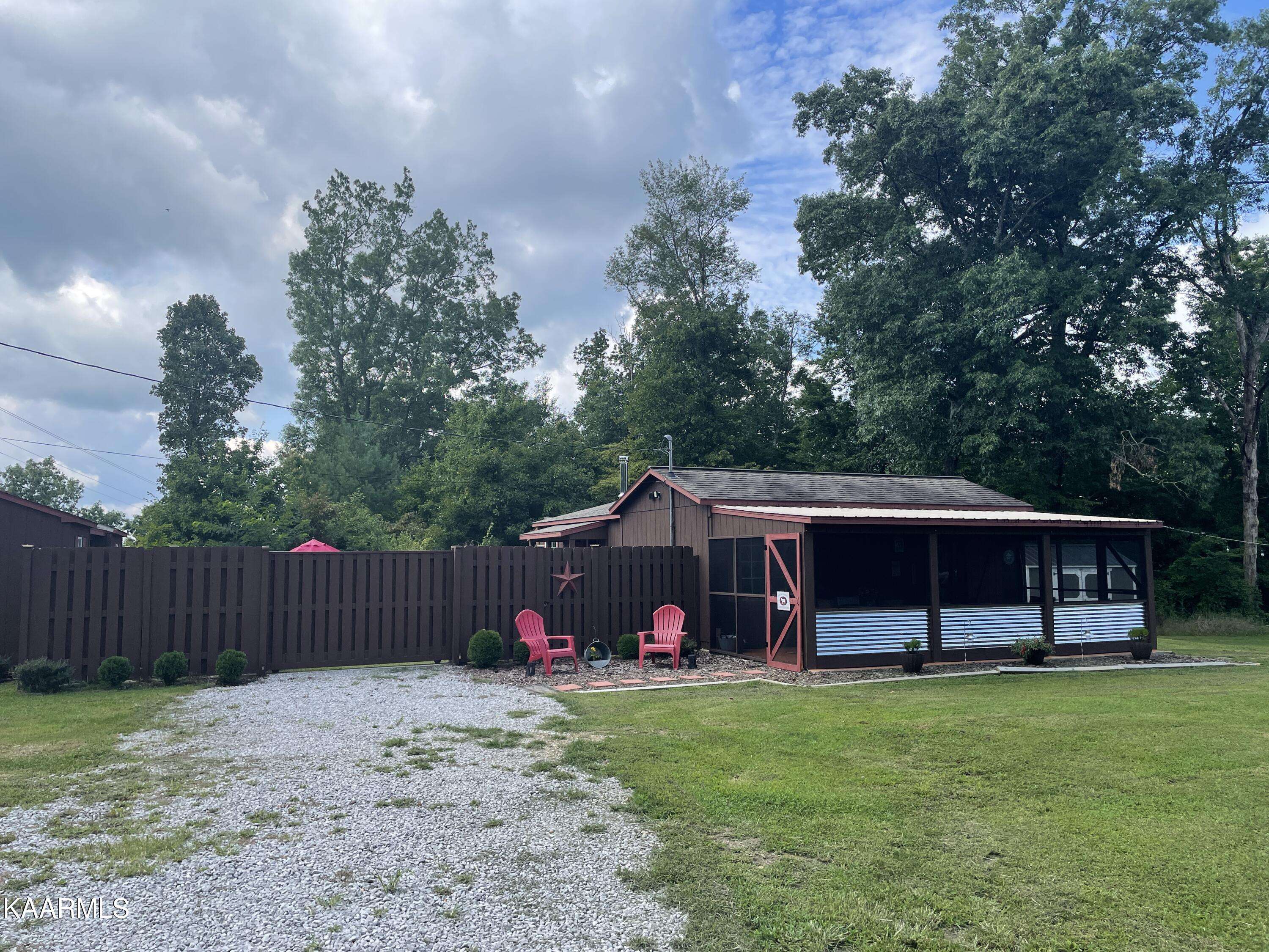 Crab Orchard, TN 37723,8299 Hebbertsburg