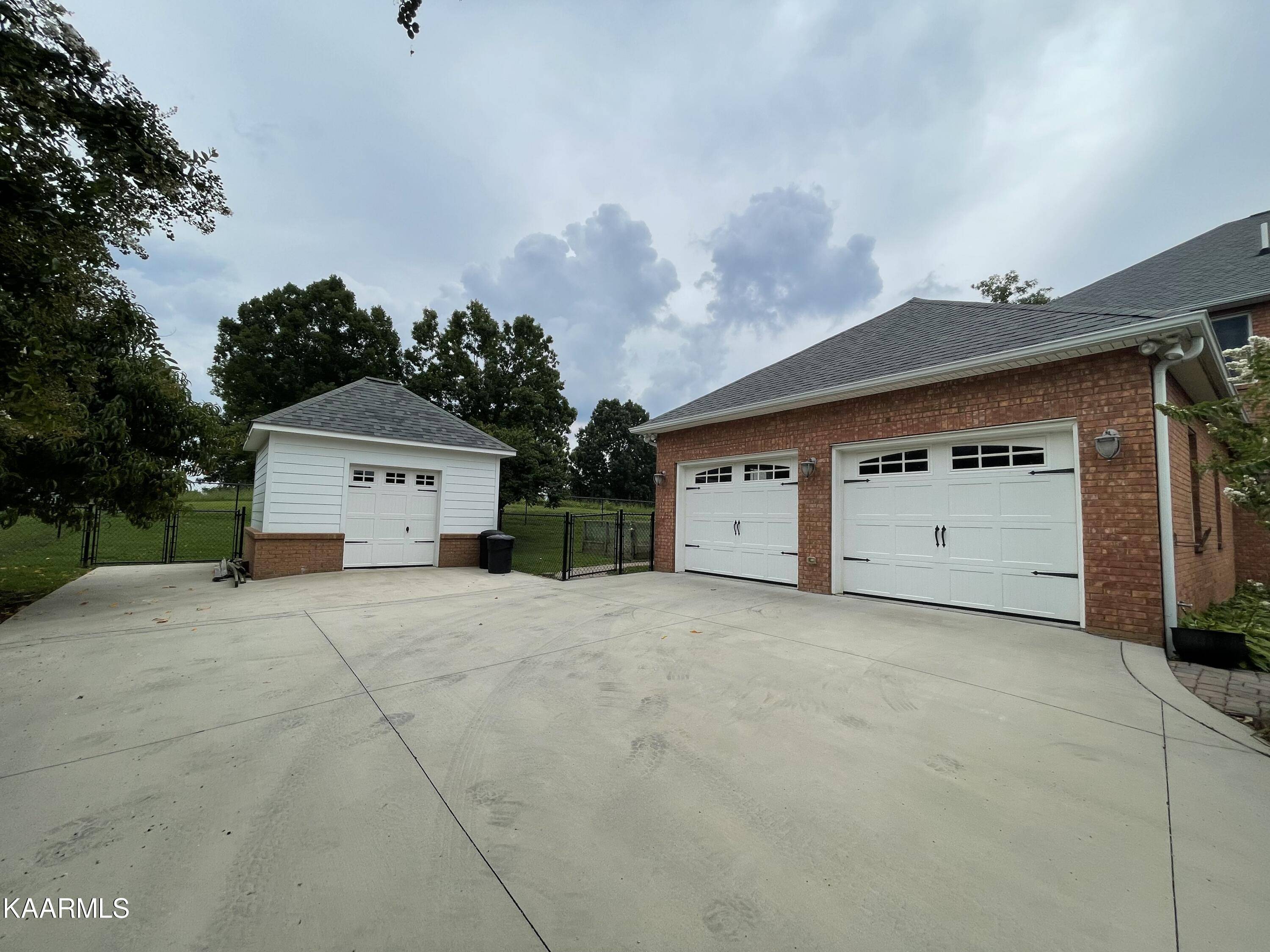 Rutledge, TN 37861,405 Woodstock DR