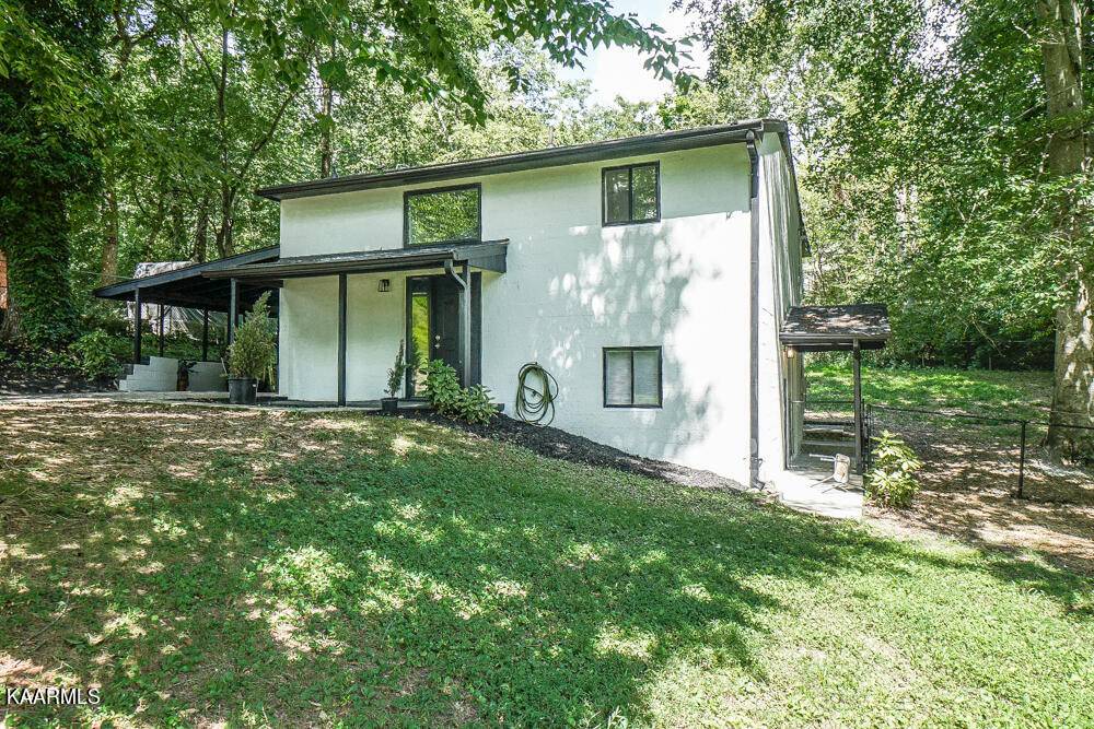 Louisville, TN 37777,4935 Island Home Rd